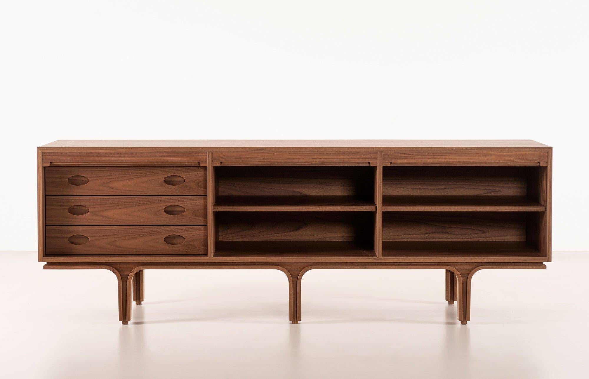 Series 500/3 Three-Element Sideboard by Gianfranco Frattini for Tacchini In New Condition For Sale In Alcamo, IT