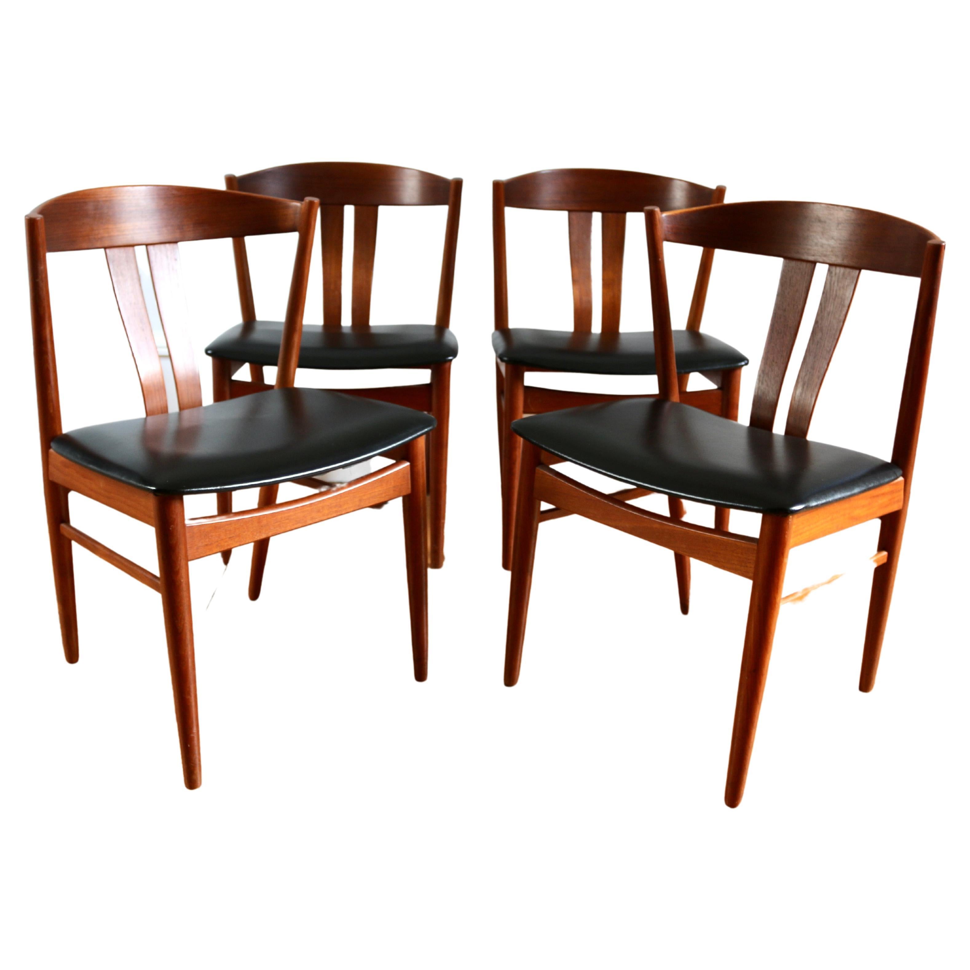 Série de 4 chaises scandinaves vintage en teck Jydsk 1960