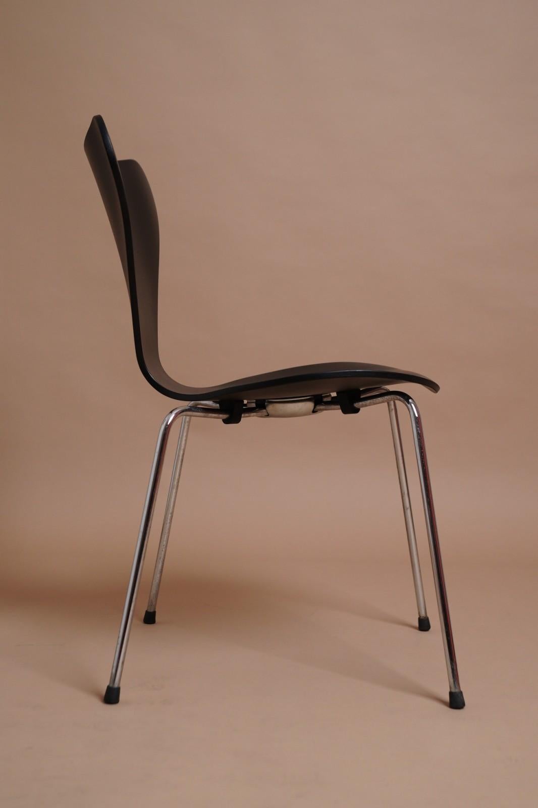 Danish Series 7 By Arne Jacobsen Chair For Fritz Hansen 1960ss For Sale