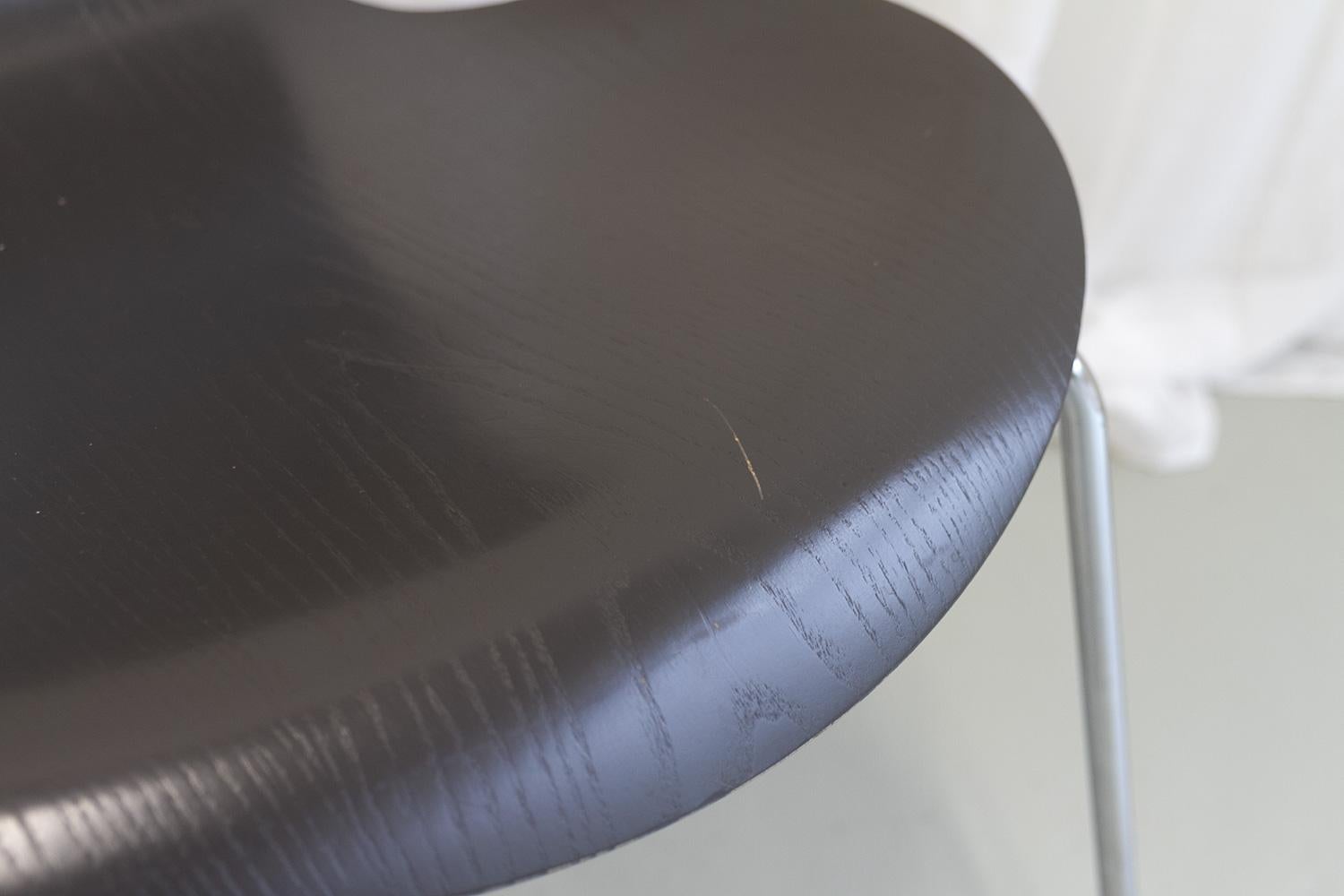 Stuhl der Serie 7 von Arne Jacobsen für Fritz Hansen, 2001. im Angebot 8