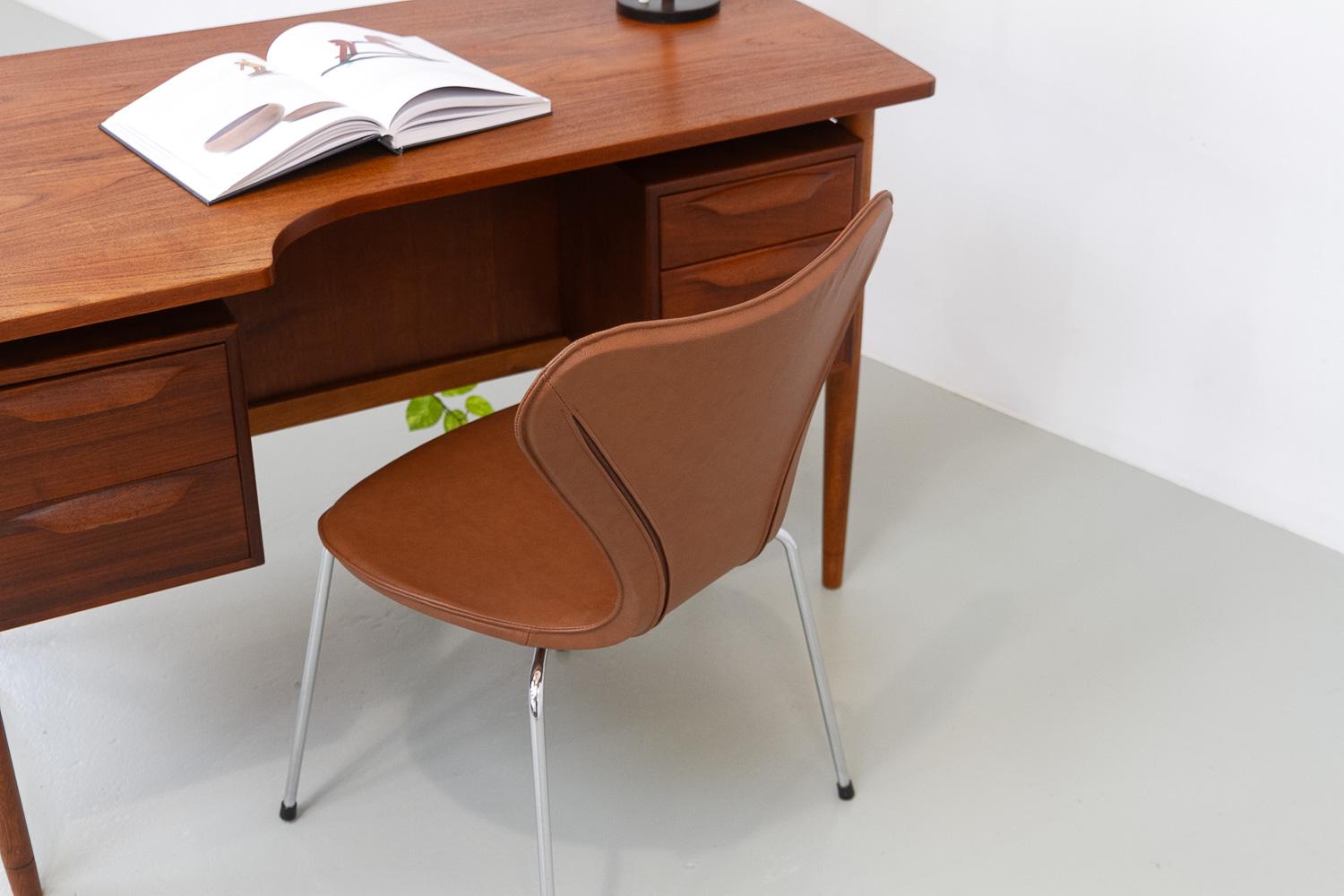Stuhl der Serie 7 von Arne Jacobsen für Fritz Hansen, 2001. im Angebot 12