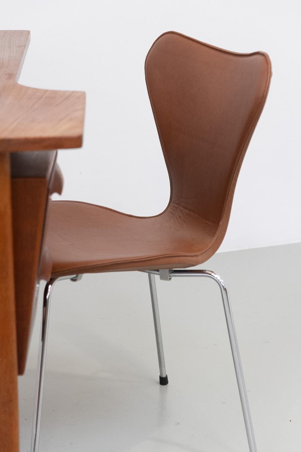 Stuhl der Serie 7 von Arne Jacobsen für Fritz Hansen, 2001. im Angebot 13
