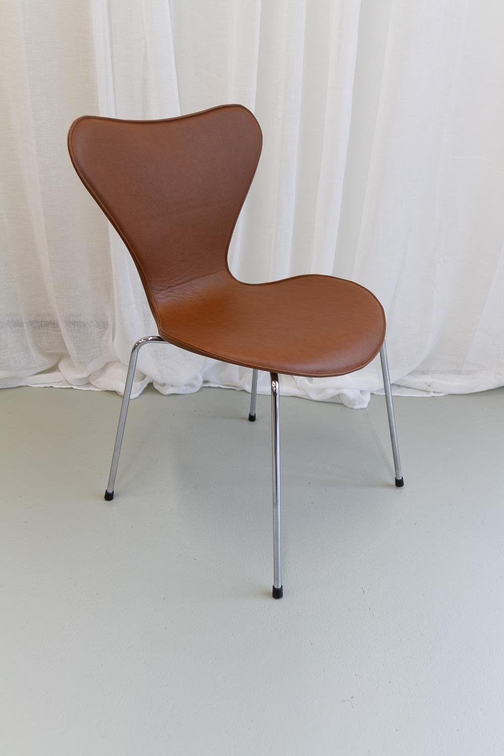 Stuhl der Serie 7 von Arne Jacobsen für Fritz Hansen, 2001. (Dänisch) im Angebot