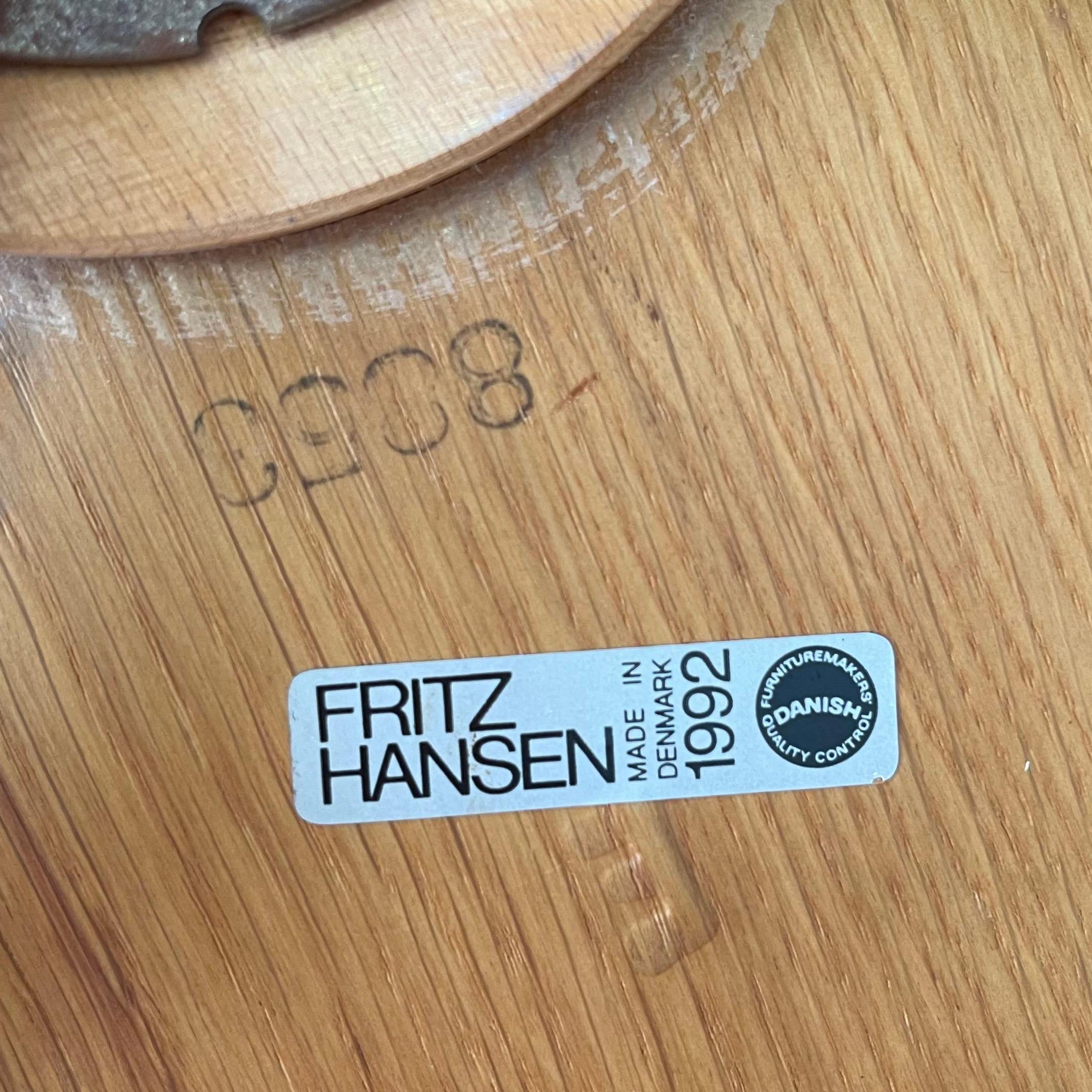 Series 7 Chairs by Arne Jacobsen for Fritz Hansen For Sale 1