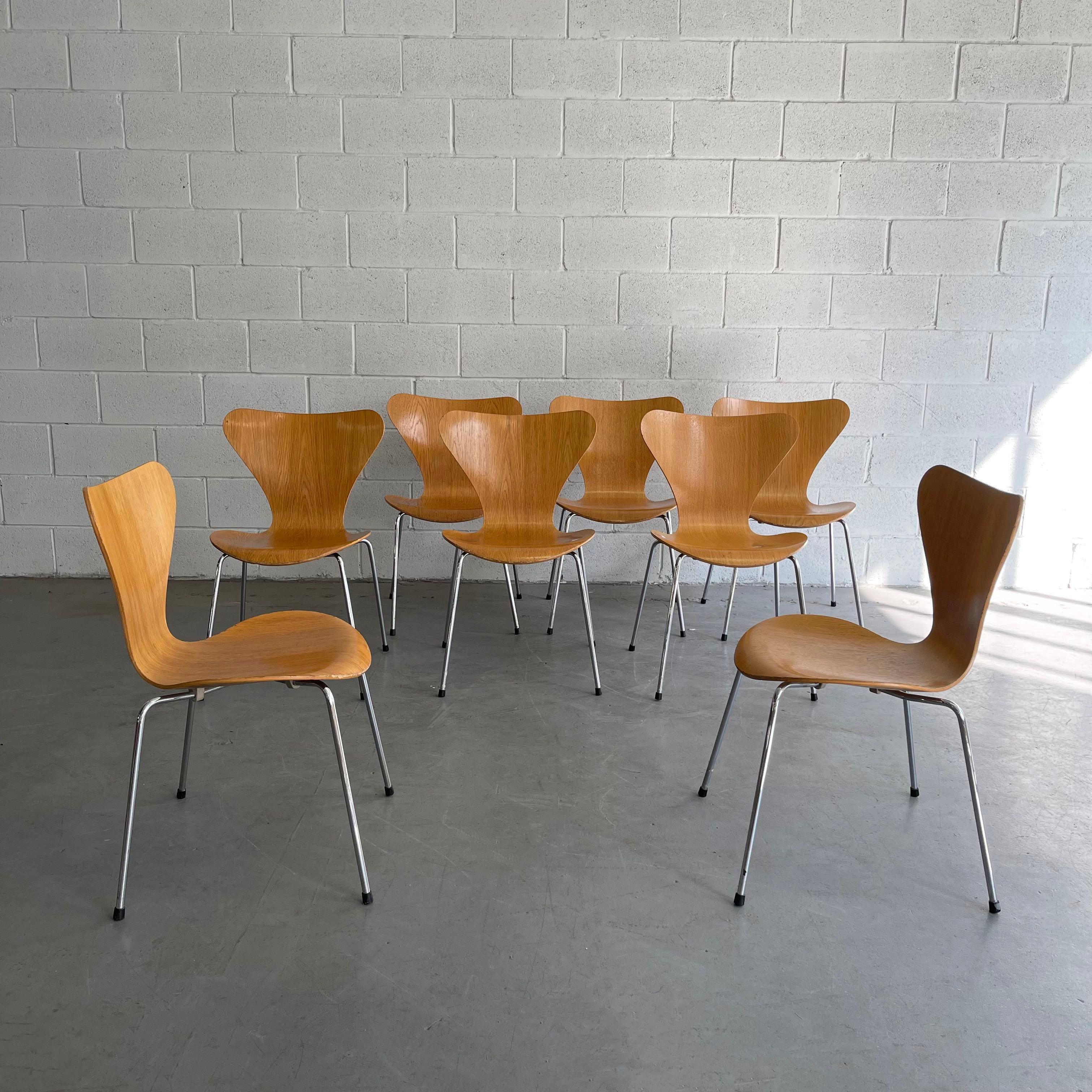 Serie 7 Stühle von Arne Jacobsen für Fritz Hansen im Zustand „Gut“ im Angebot in Brooklyn, NY