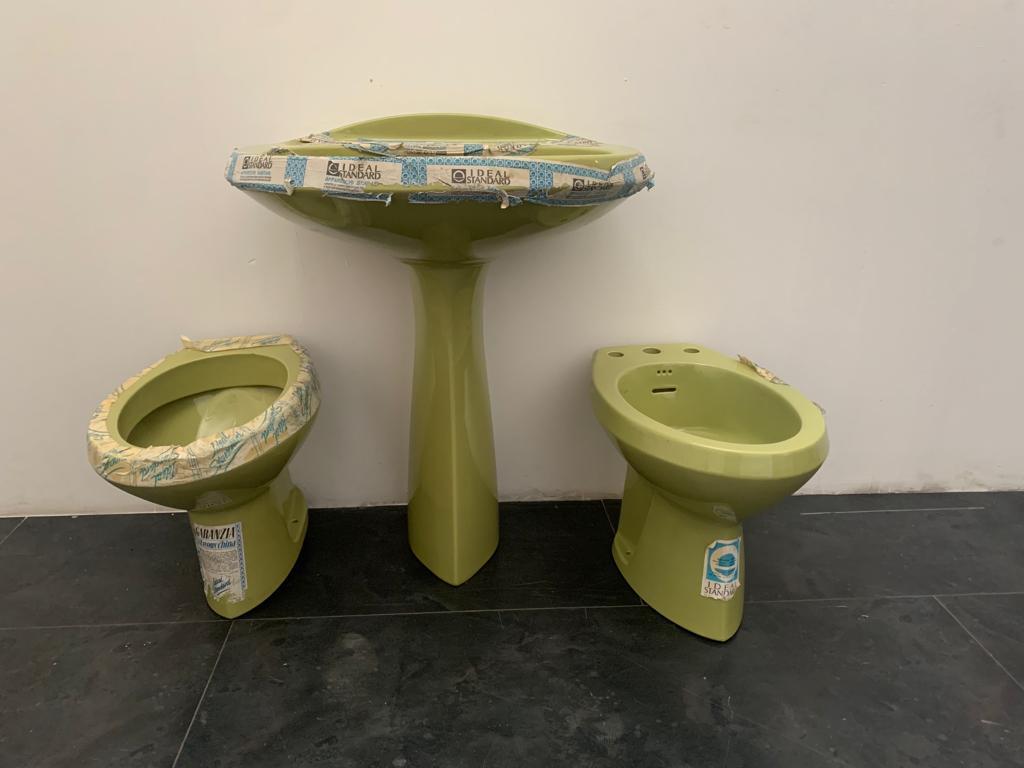 Series Ellisse Ideal Standard, 1970,  sanitary ware in China glass For Sale 3