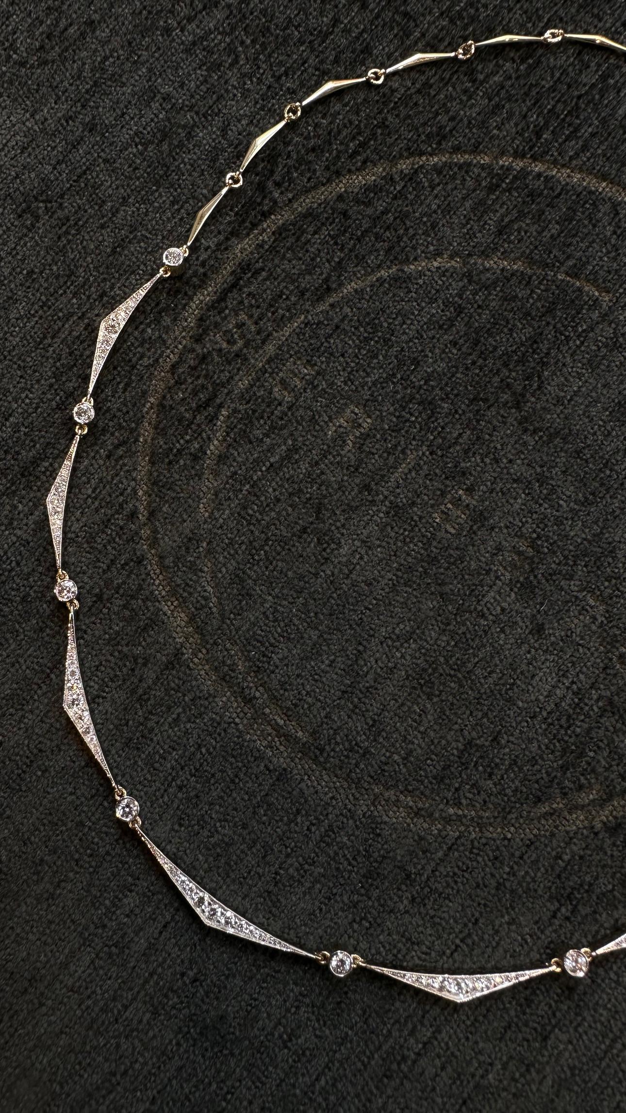 Serie Bola de Fuego Collar de Eslabones con Diamantes en venta 1
