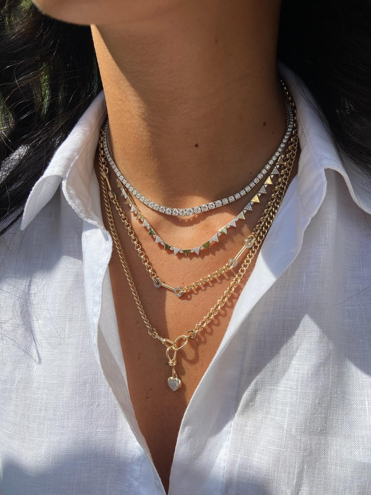 Series Fireball Triangle Diamond Necklace en vente 1