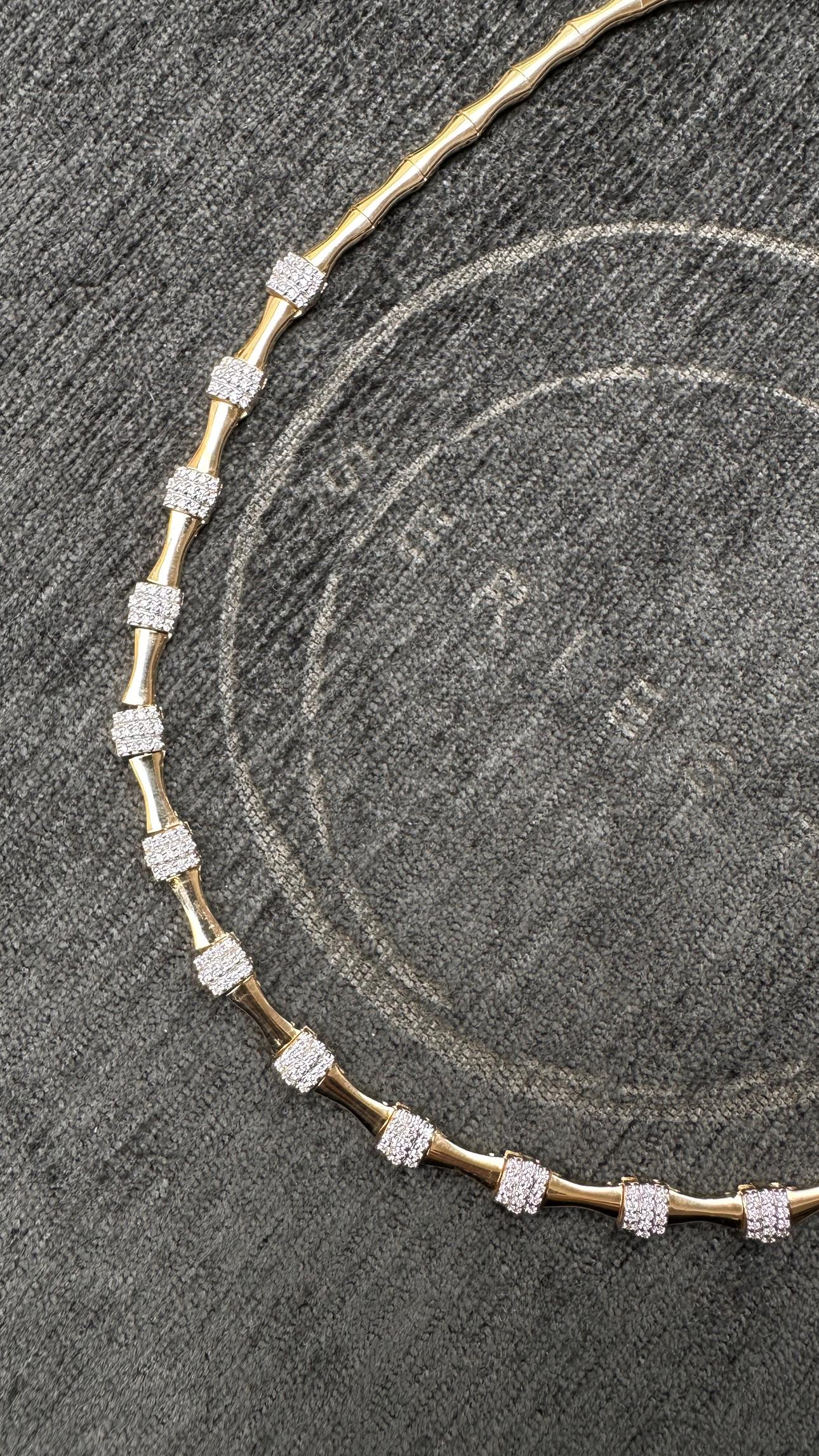 Series Moonlight 1.35 ct Diamond Necklace For Sale 3