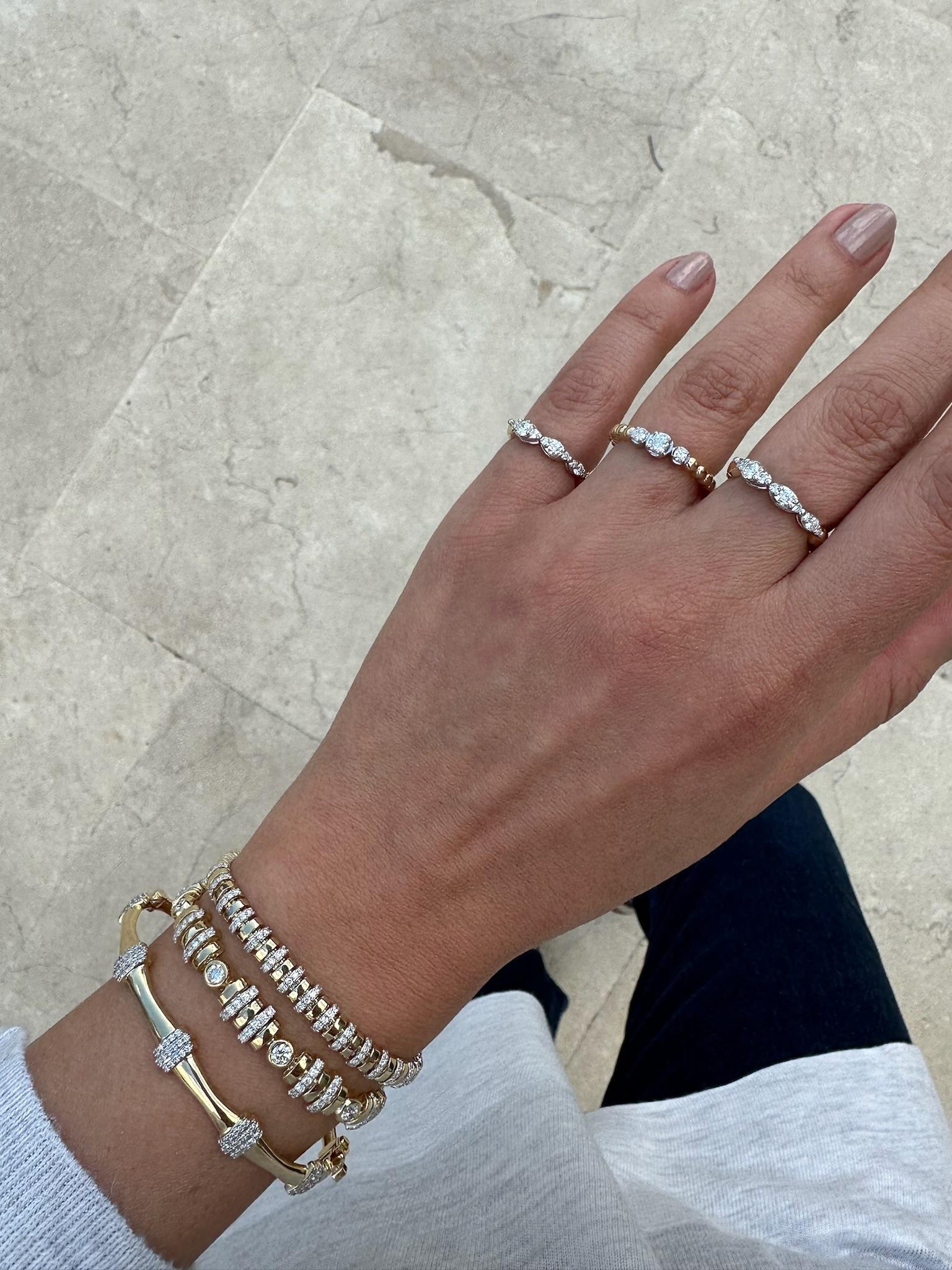 Women's Series Moonlight 3.07 ct Diamond Bracelet For Sale