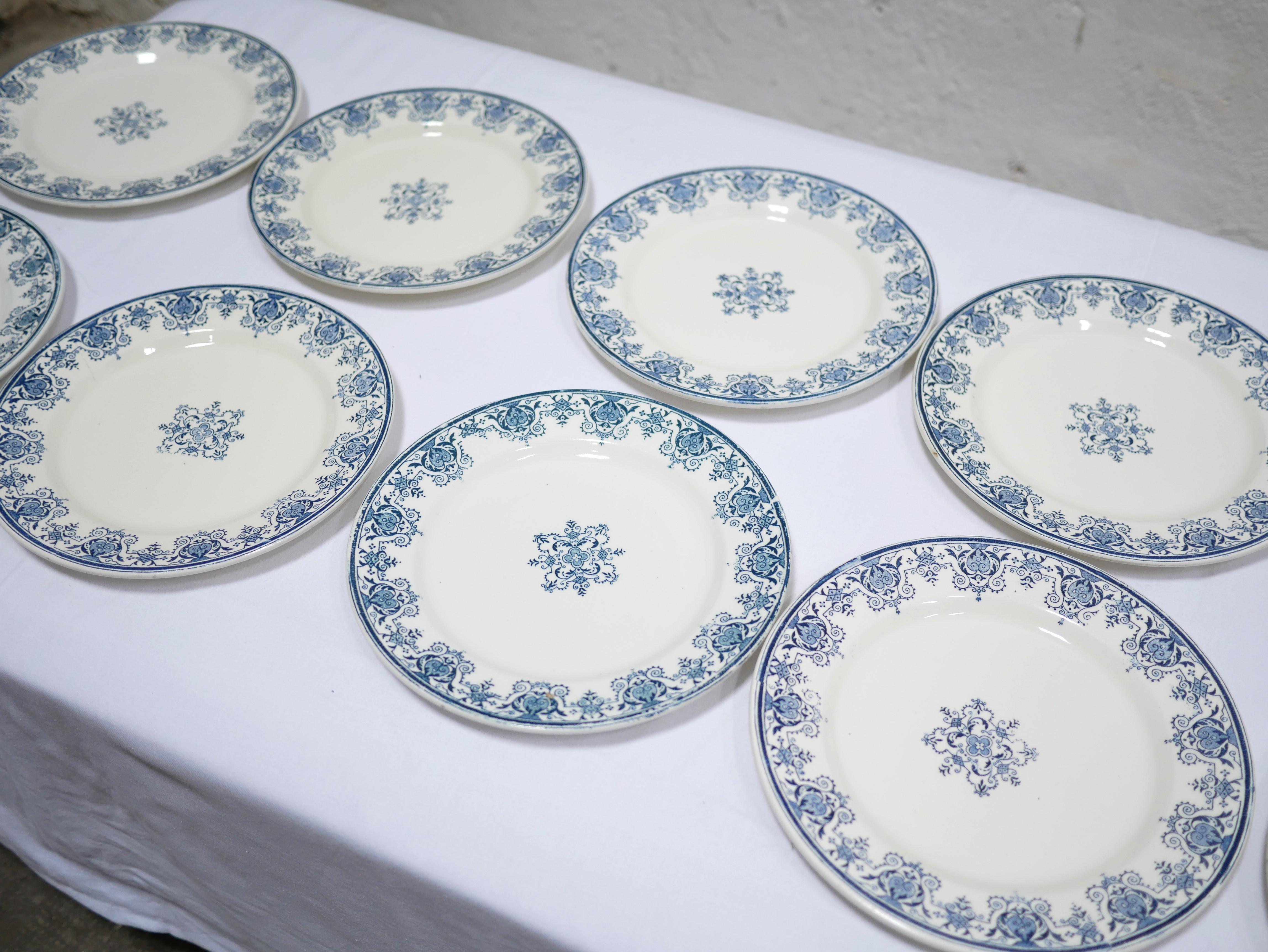 Series of 10 Old Terre De Fer Plates by L.G. for the Clairefontaine Earthenware For Sale 3