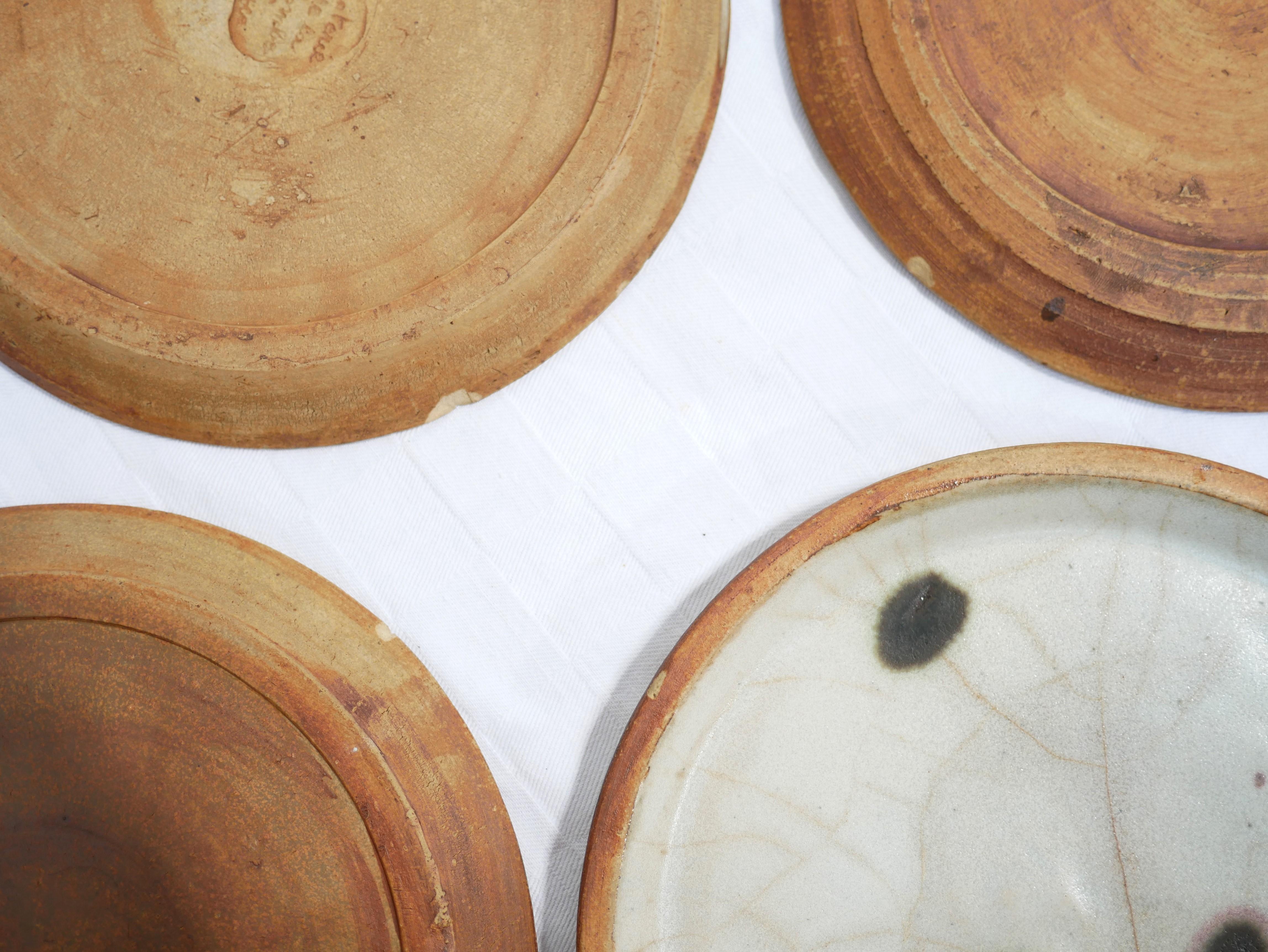Series of 10 Sandstone Plates by Madeleine Brault for Poterie De La Colombe In Good Condition In AIGNAN, FR