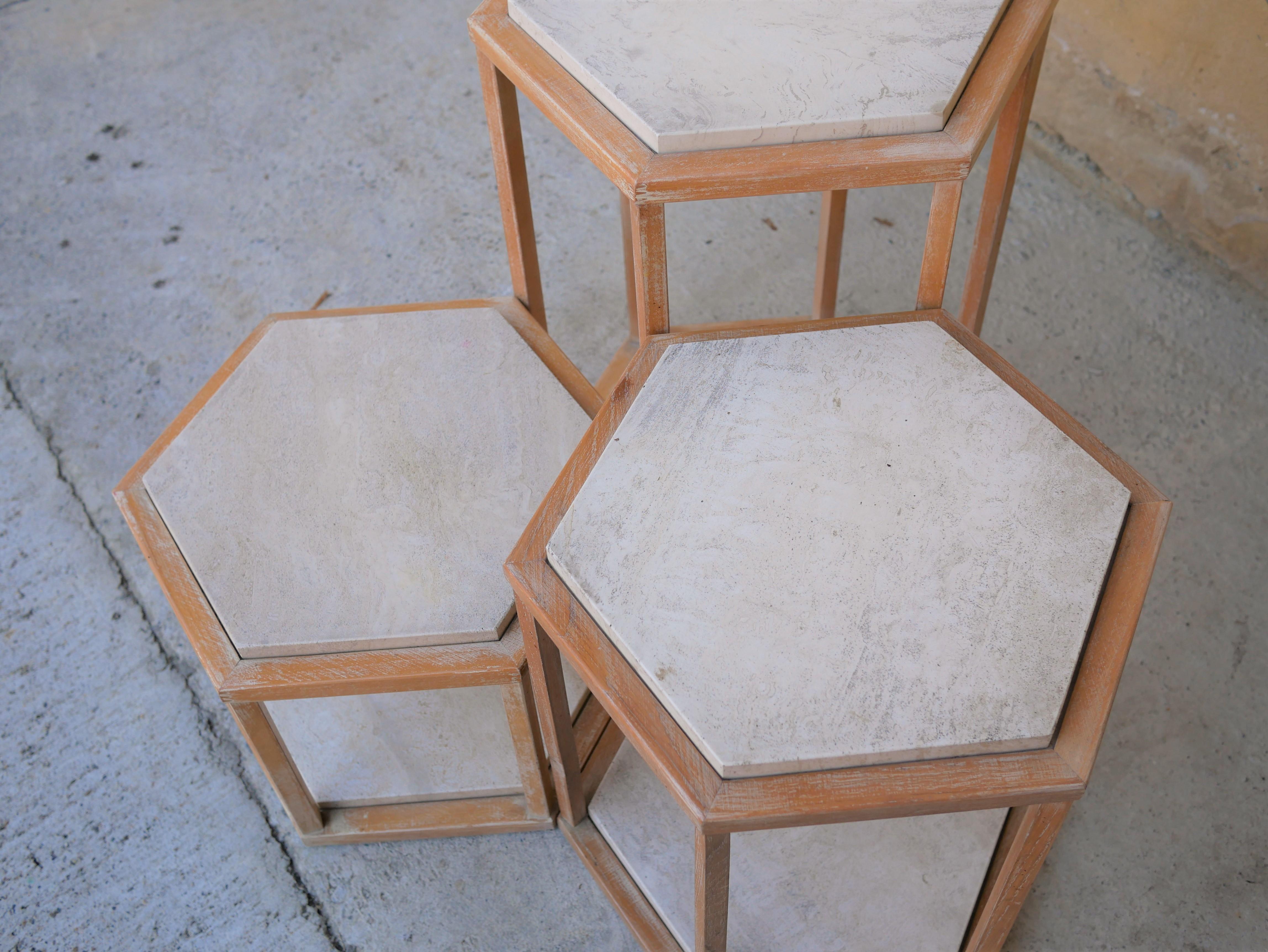 Set of 3 coffee tables in travertine and wood edited by Roche Bobois in the 80s.
 
Light and luminous shade of travertine which gives coffee tables a lot of elegance and character.
They will be perfect in a universe that is both vintage and