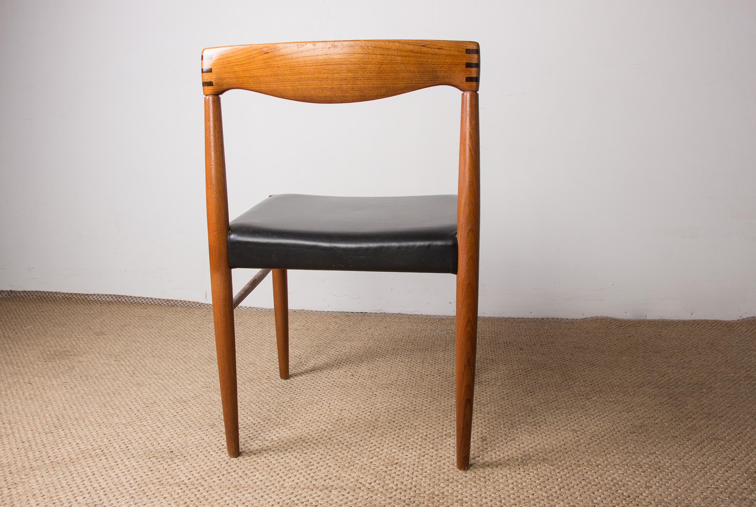 Series of 4 Danish Chairs in Oak and Black Leatherette by Henry Walter Klein for 9
