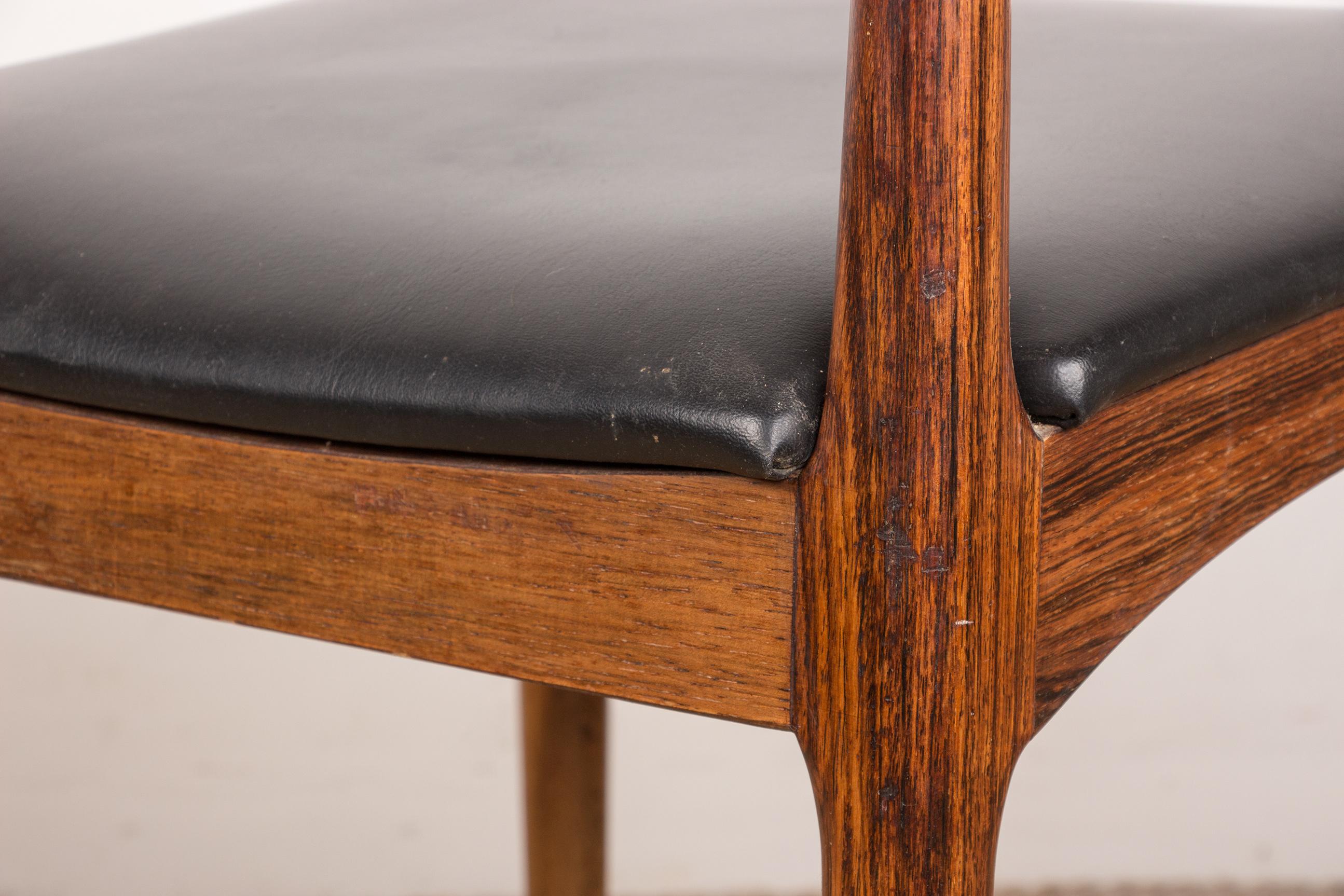 Series of 4 Danish chairs in Rosewood and Leather model 94 by Johannes Andersen. 14
