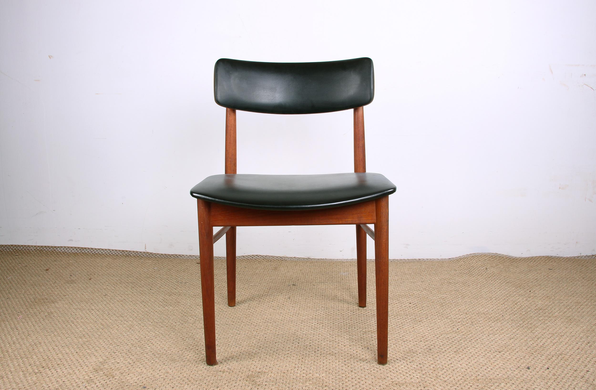 Scandinavian Modern Series of 4 Danish chairs in Teak, black Skai and Brass by Sven Chrobat for Sax