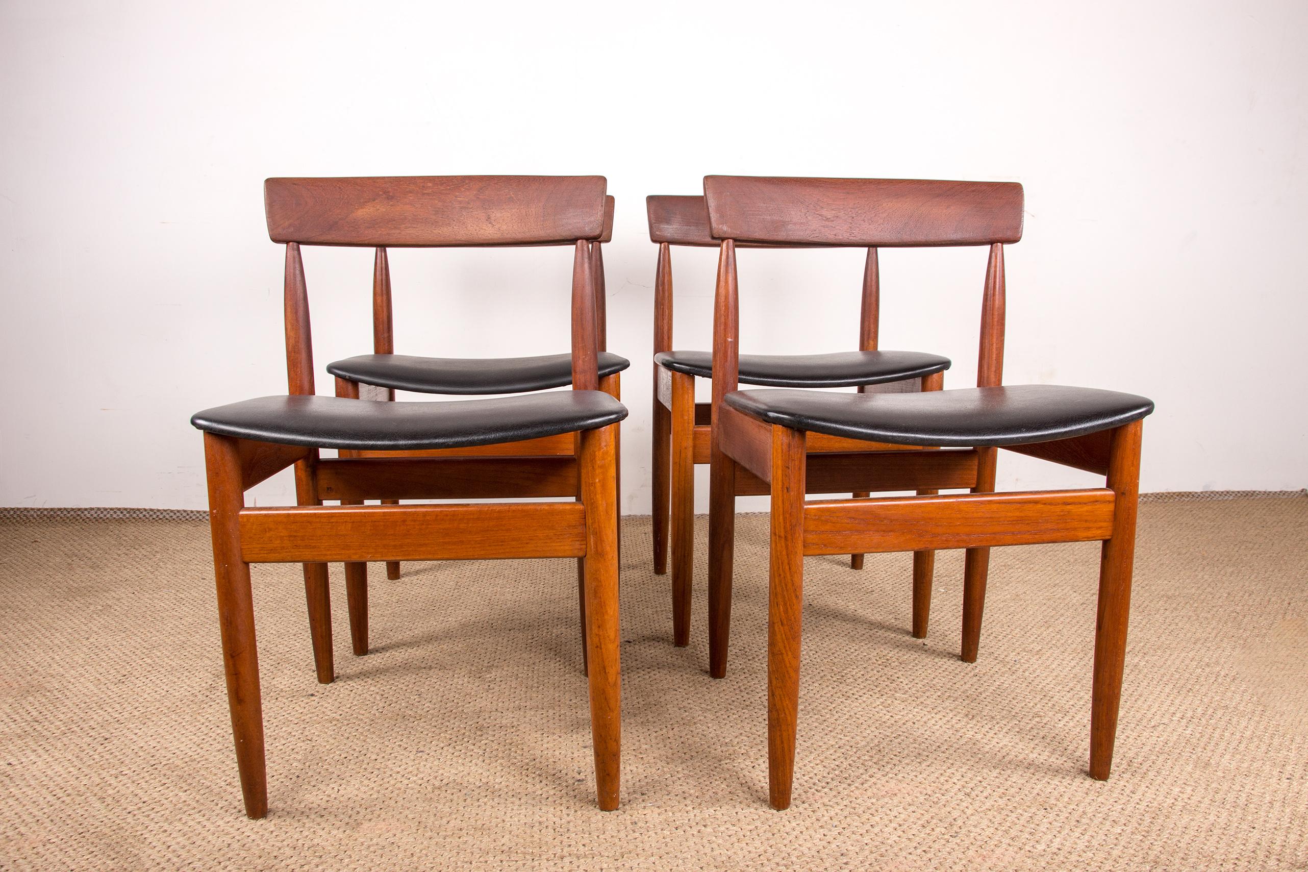 Series of 4 Danish teak chairs in black skai by Farso Stolefabrik 1960. For Sale 14