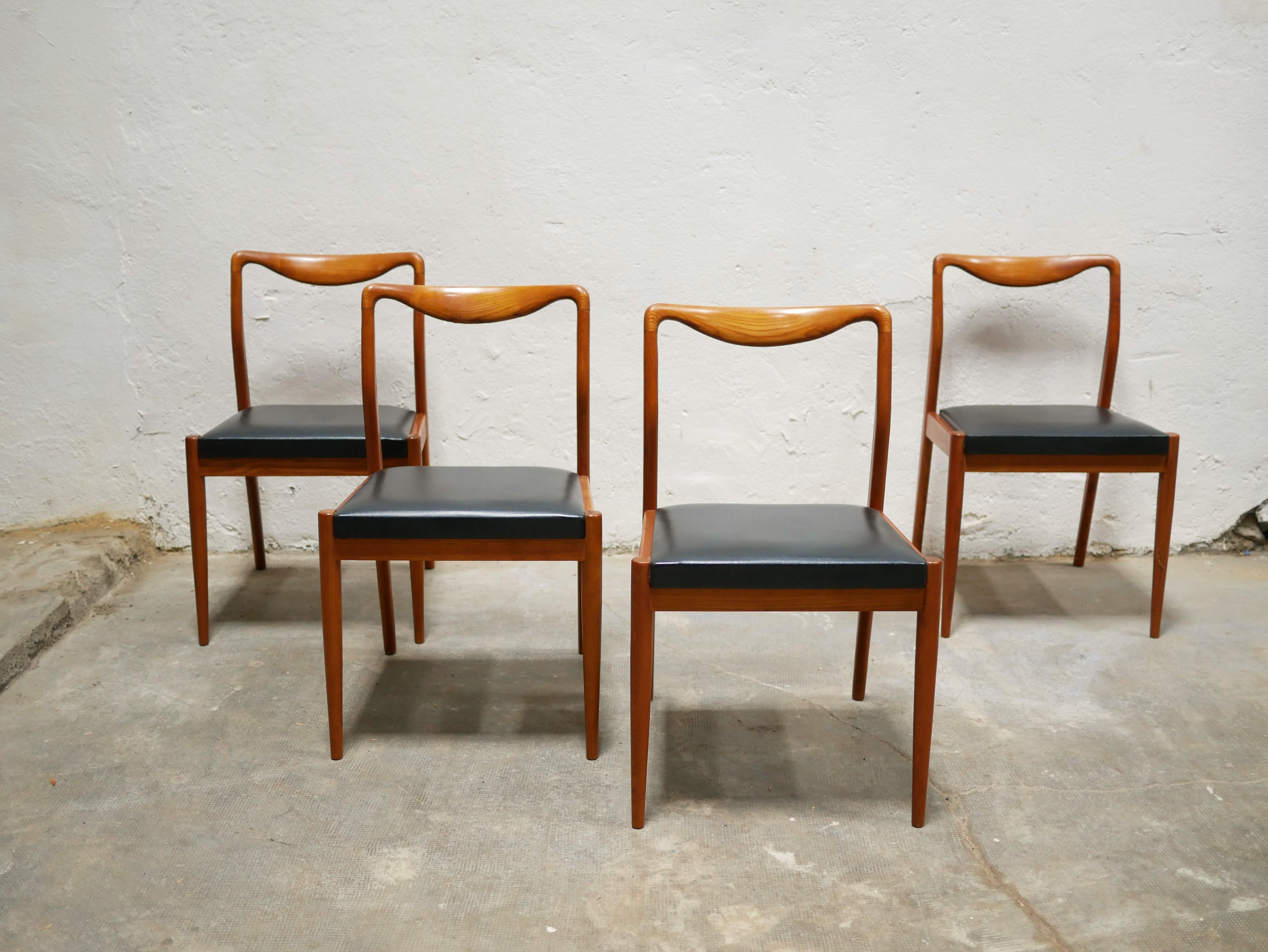 Series of 4 Vintage Scandinavian Chairs in Teak and Leatherette For Sale 5
