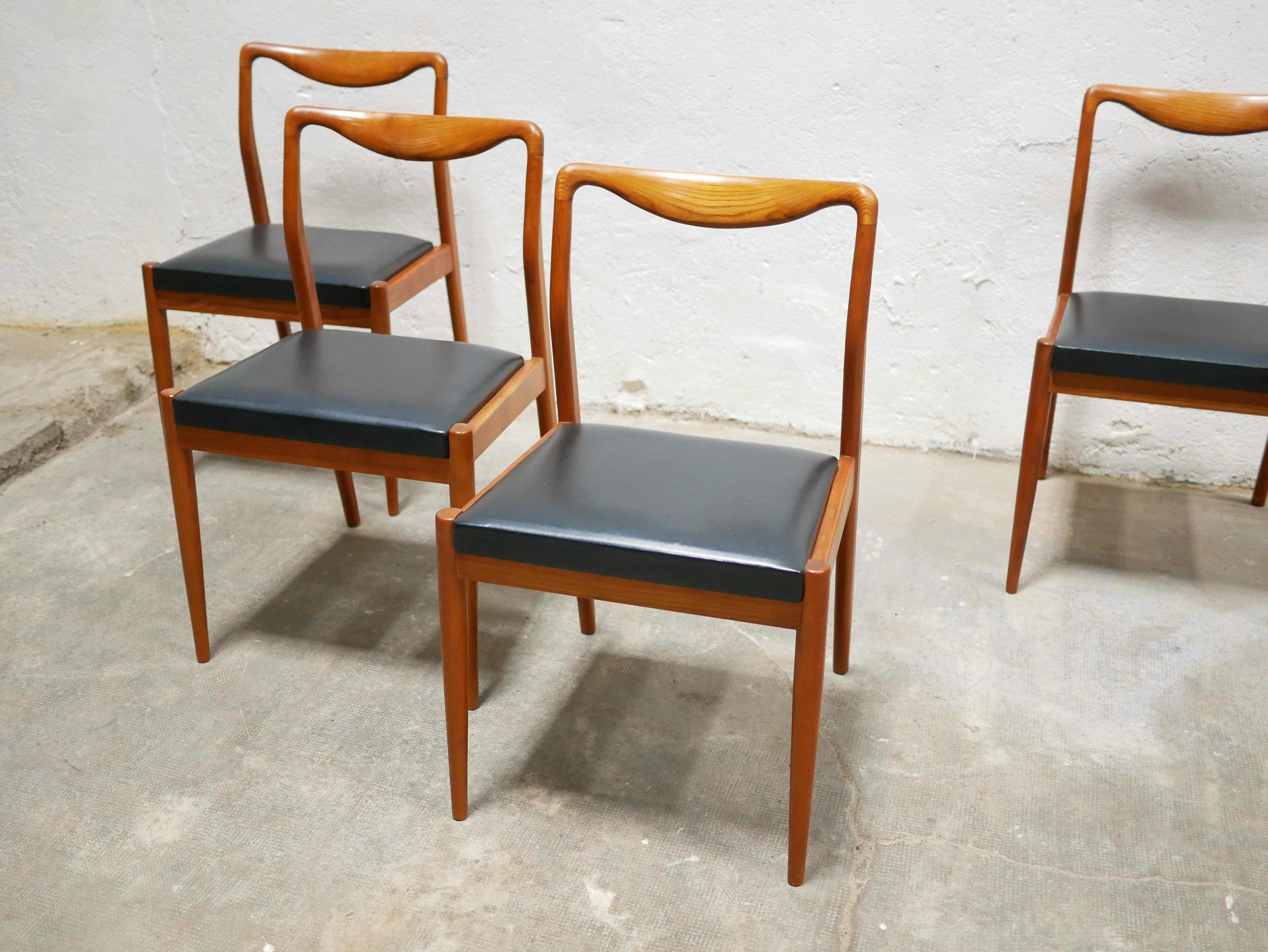 Series of 4 Vintage Scandinavian Chairs in Teak and Leatherette For Sale 6