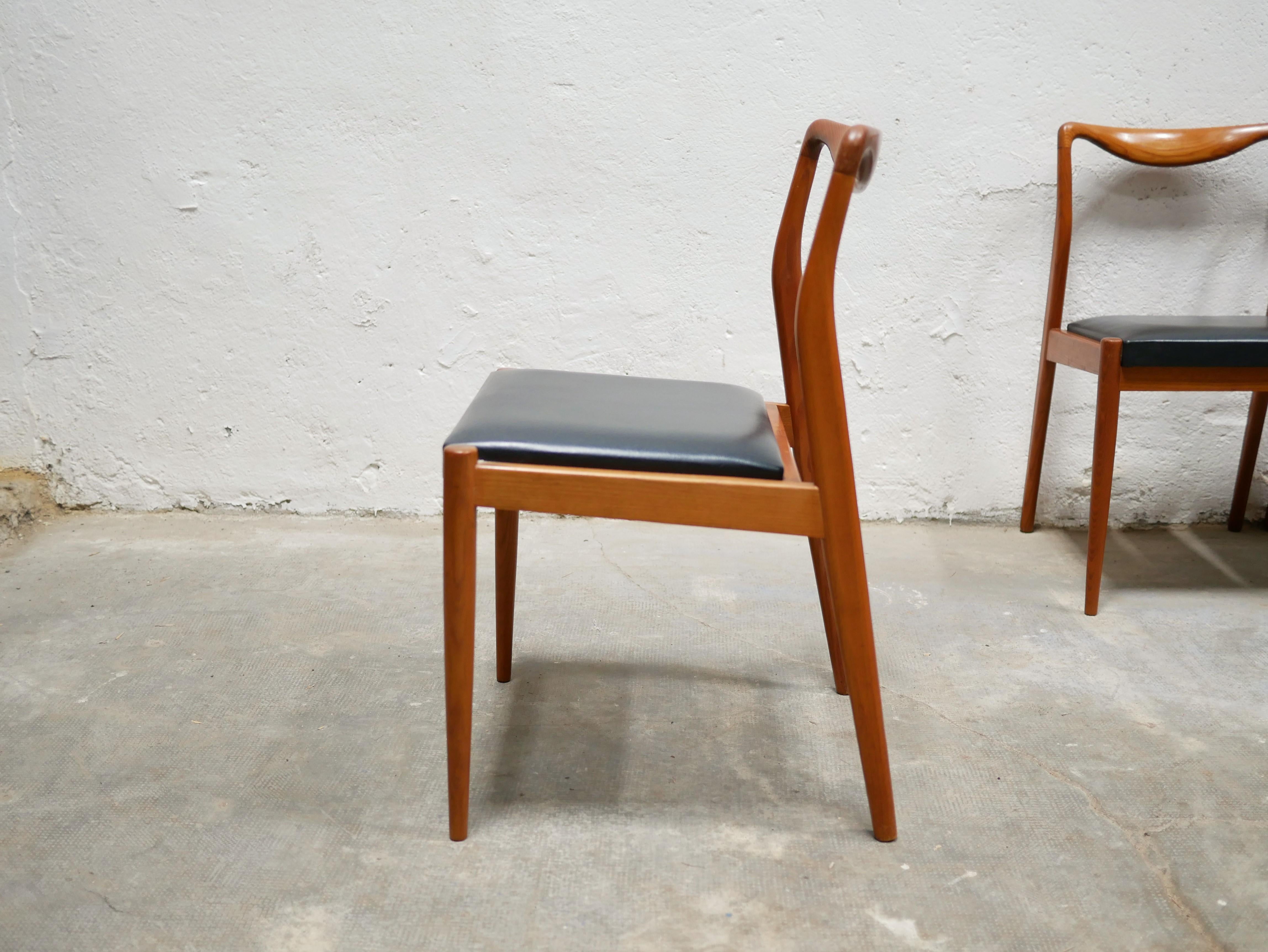 20th Century Series of 4 Vintage Scandinavian Chairs in Teak and Leatherette For Sale