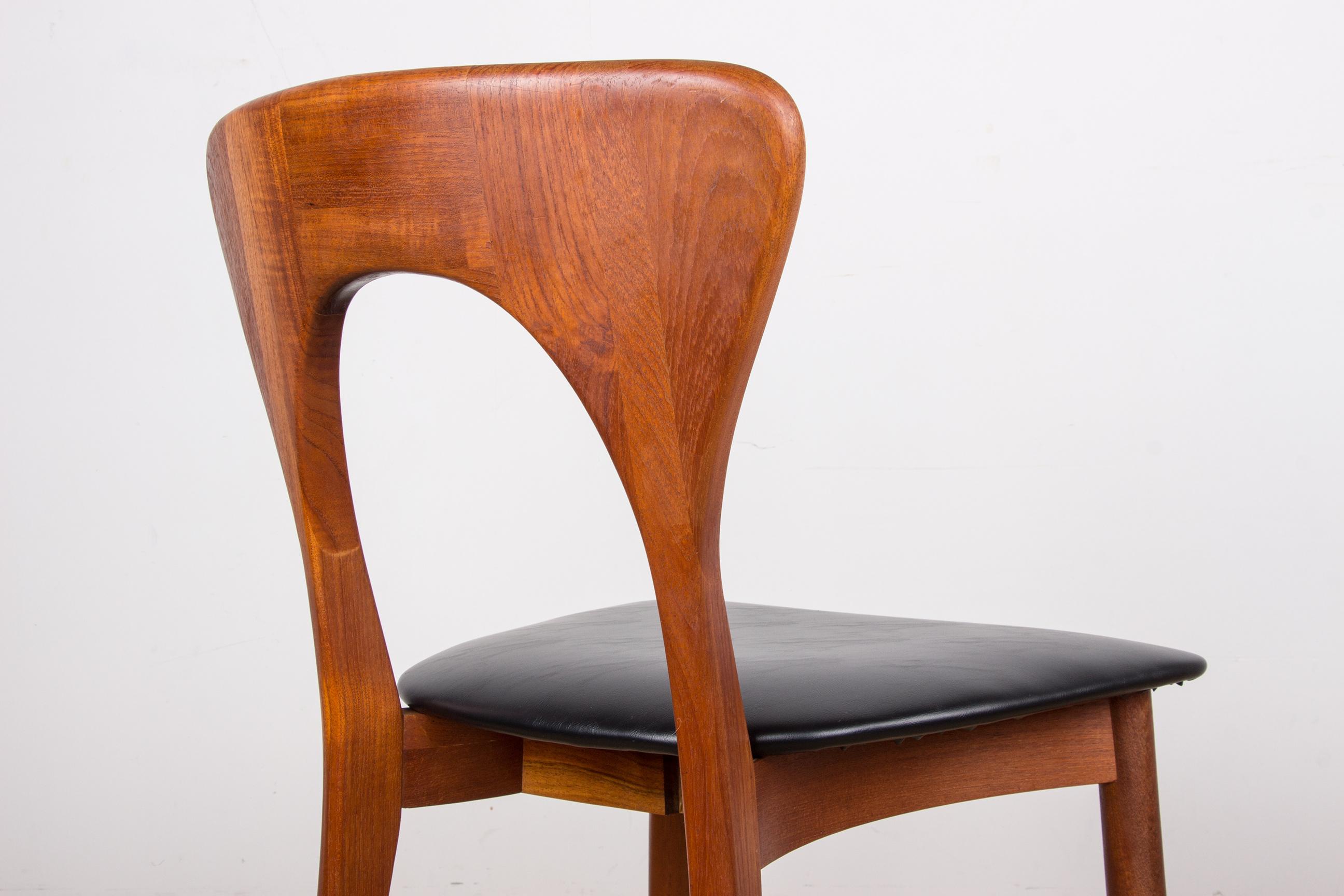 Series of 6 Danish chairs in Teak and skai, Peter model by Niels Koefoed 1960. 8