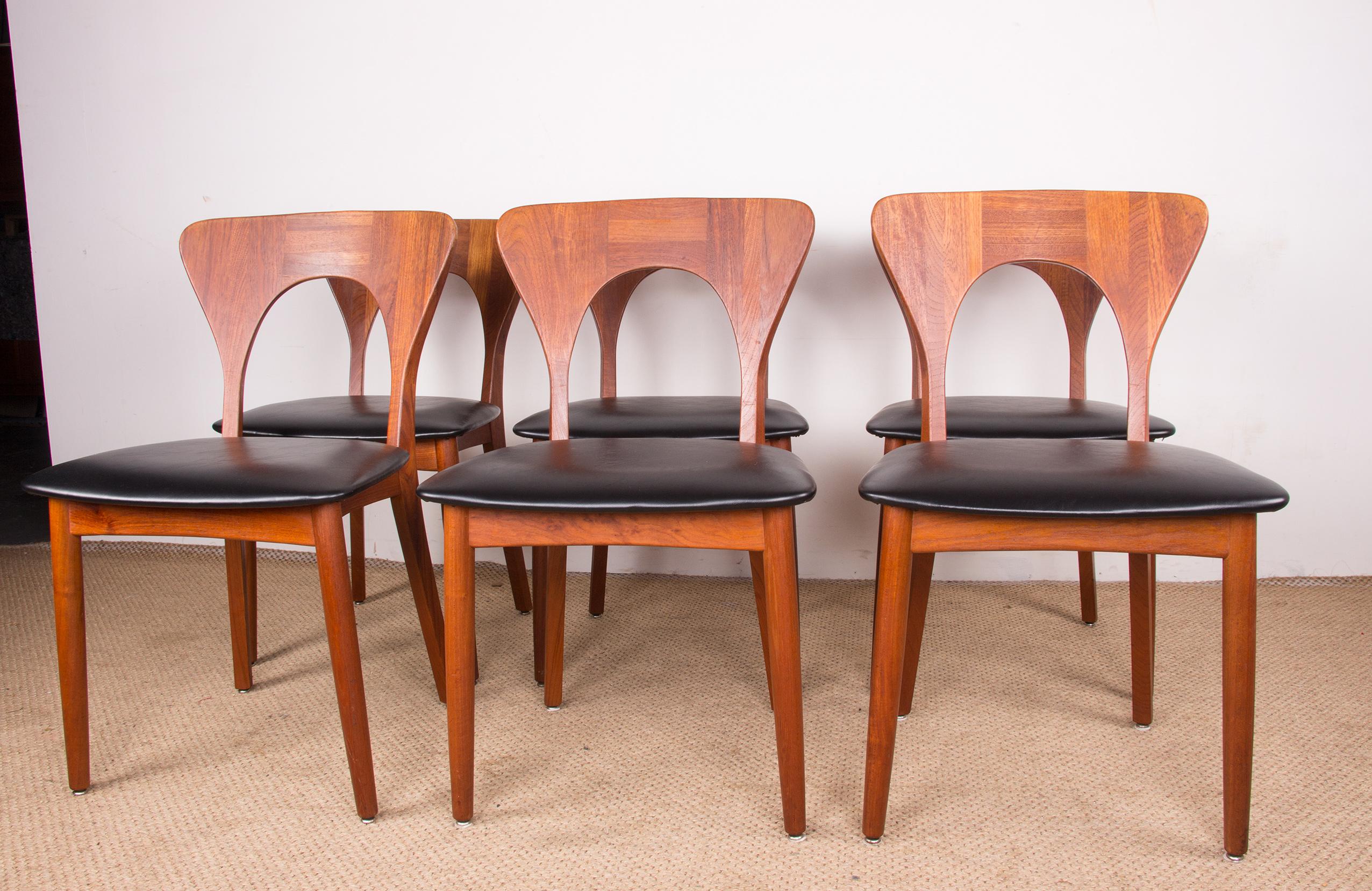 Series of 6 Danish chairs in Teak and skai, Peter model by Niels Koefoed 1960. 12