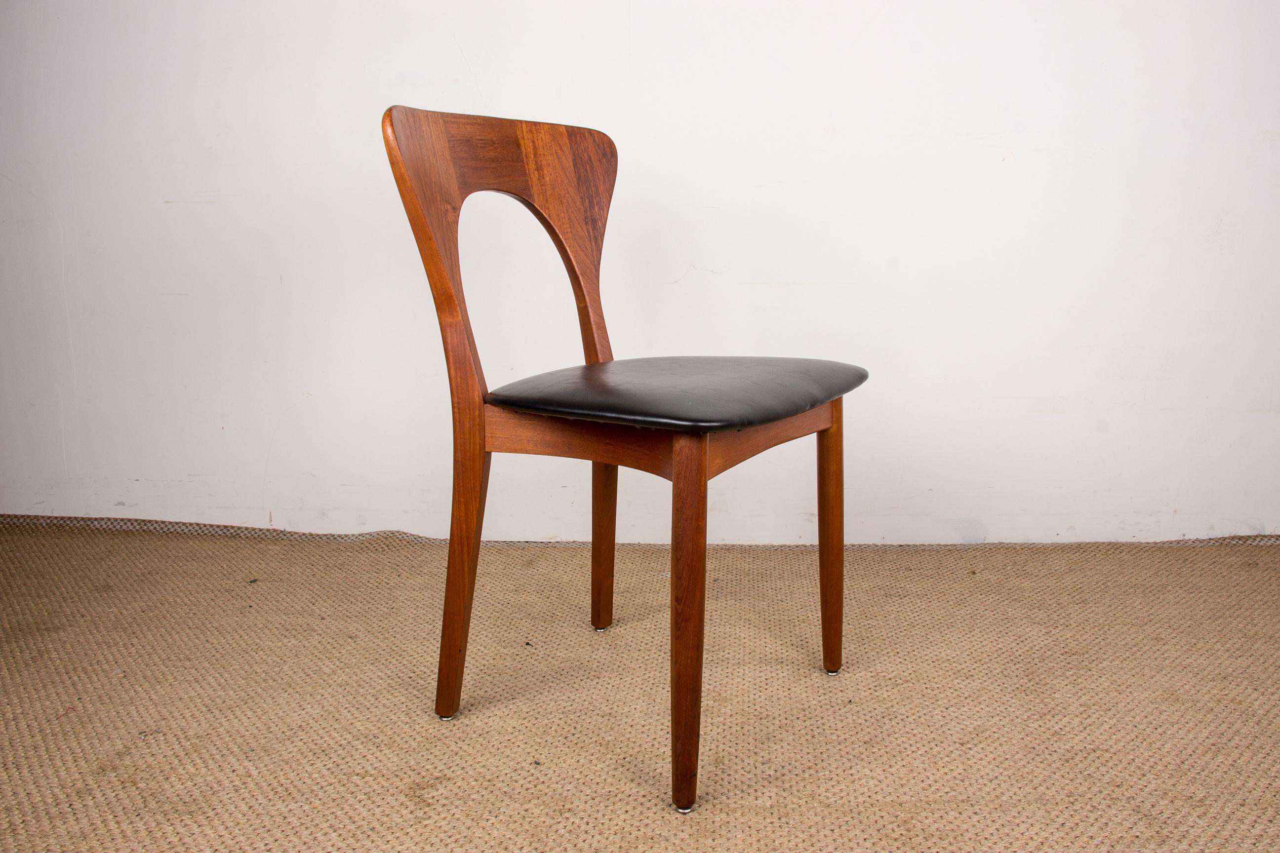 Faux Leather Series of 6 Danish chairs in Teak and skai, Peter model by Niels Koefoed 1960.