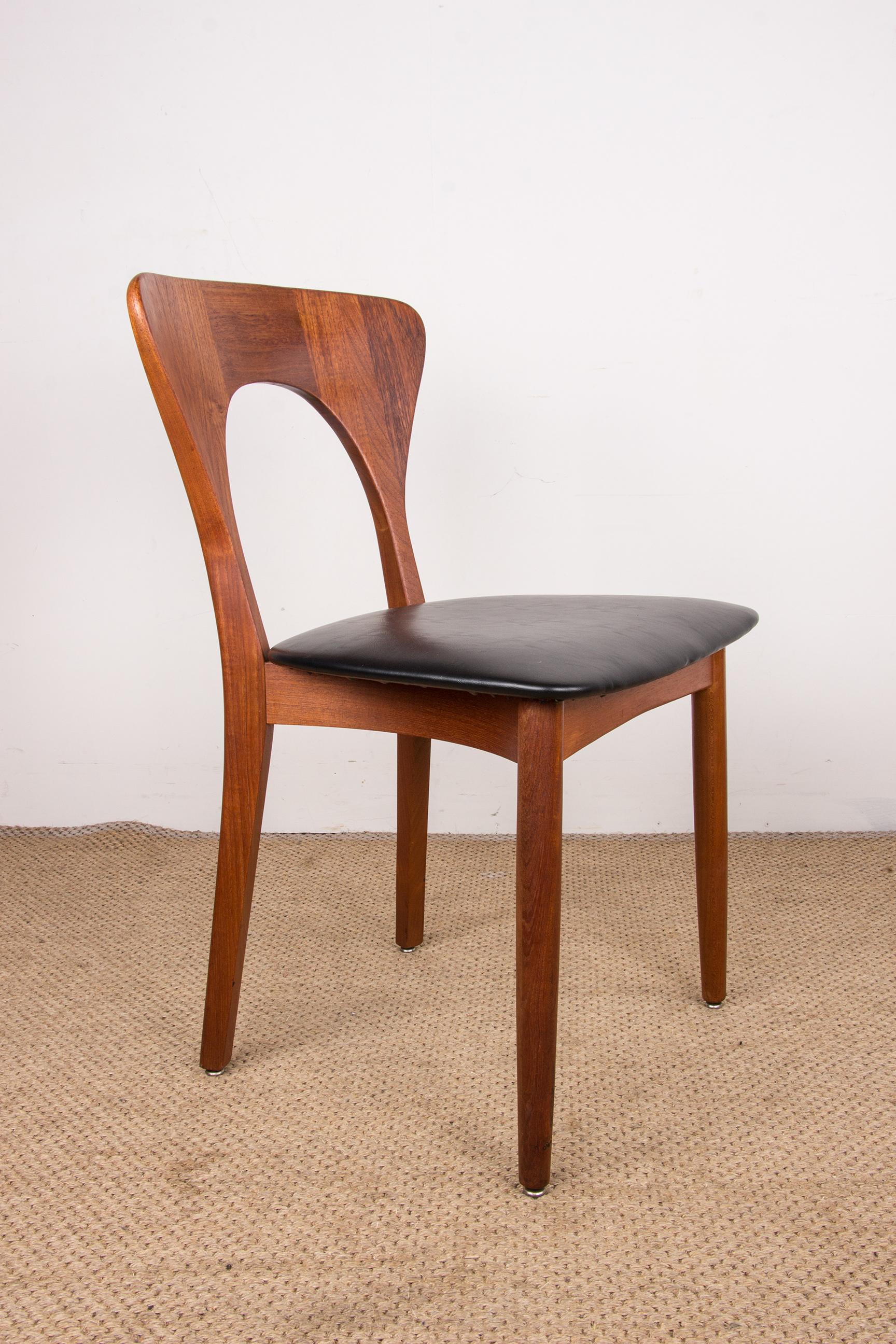 Series of 6 Danish chairs in Teak and skai, Peter model by Niels Koefoed 1960. 1