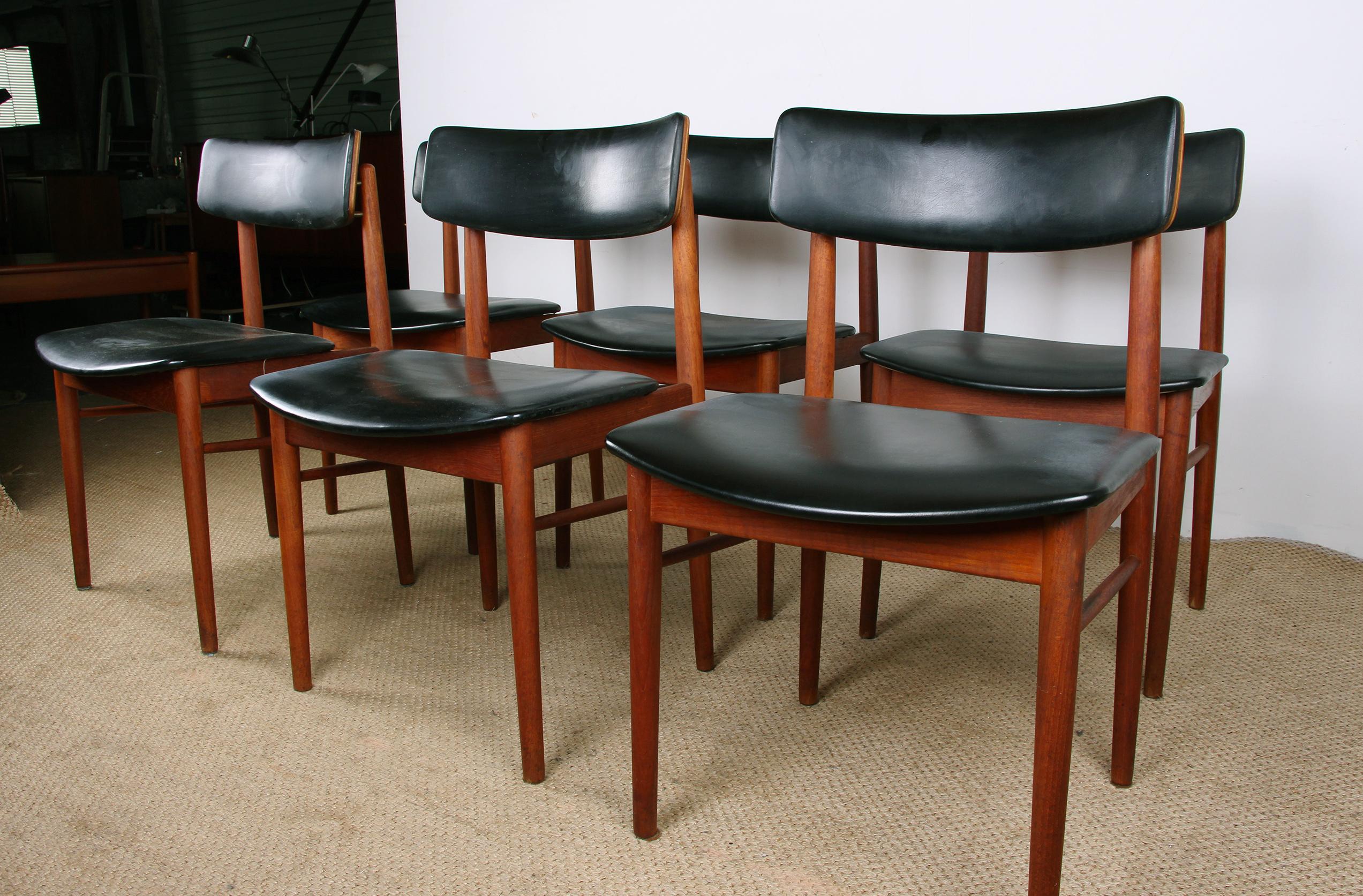 Series of 6 Danish chairs in Teak, black Skai and Brass by Sven Chrobat for Sax 12