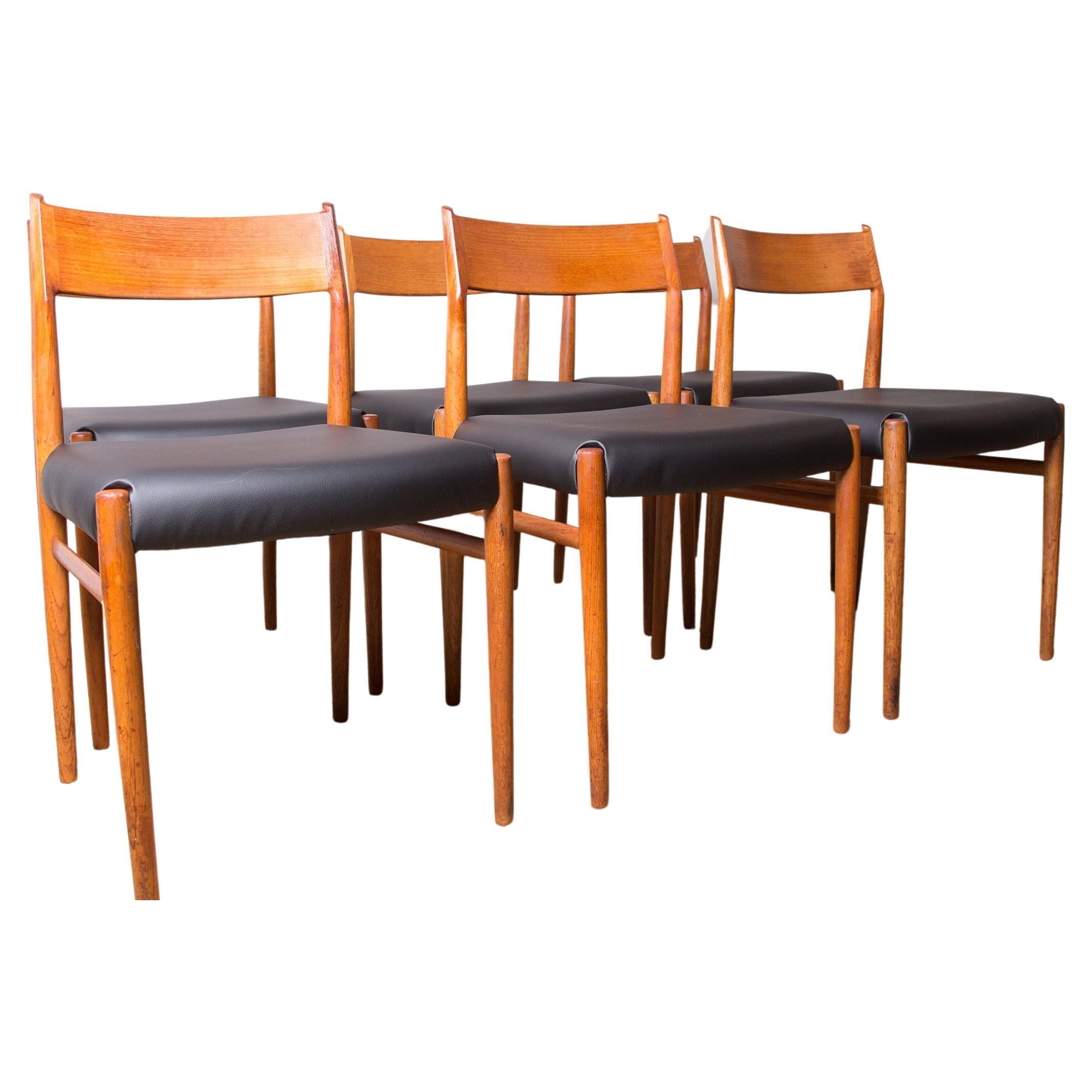 Série de 6 chaises danoises, teck et Skai, neuves, modèle 418, Arne Vodder pour Sibast.