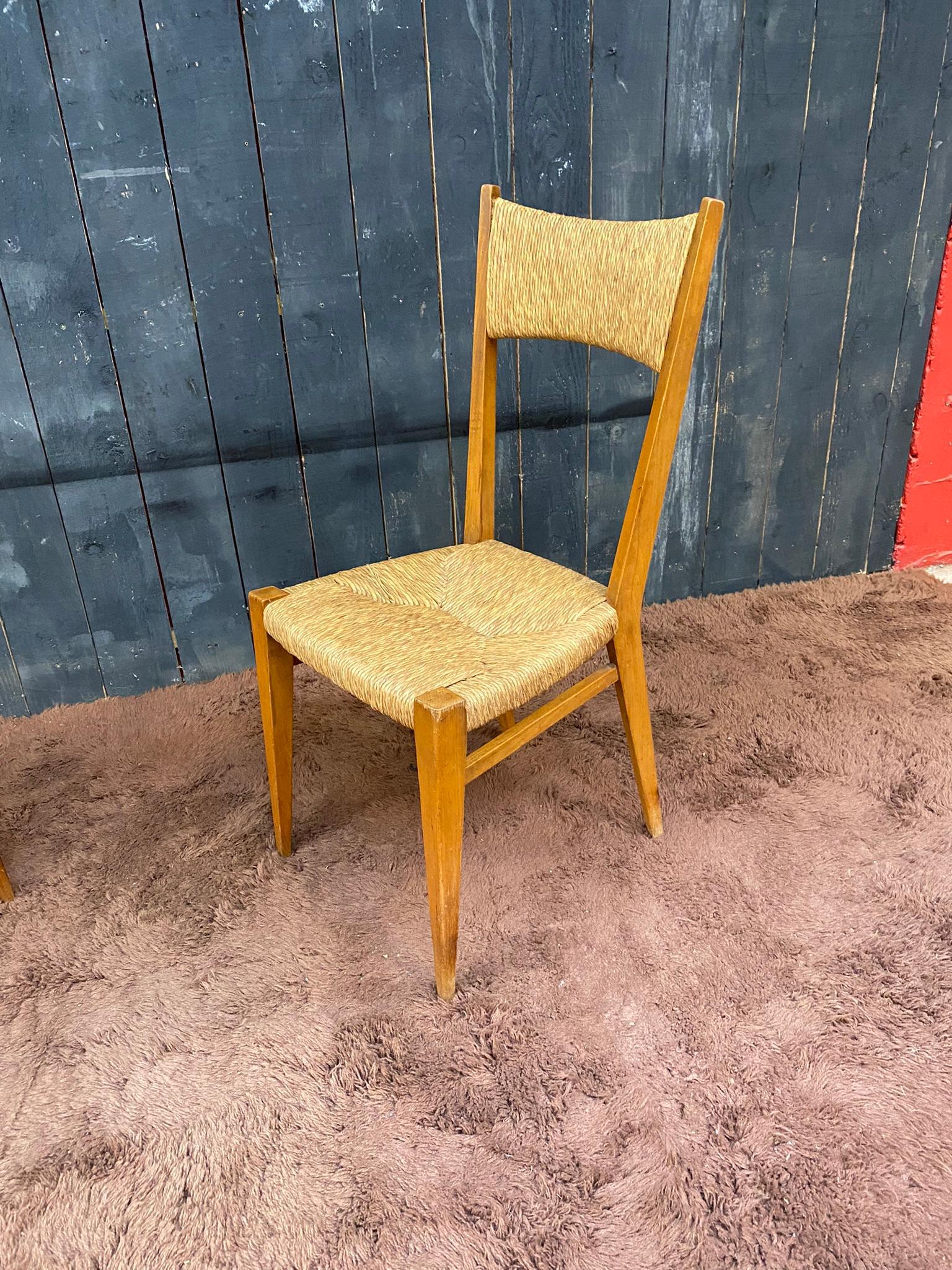 série de 6 élégantes chaises en chêne, période de reconstruction française vers 1950 en vente 4