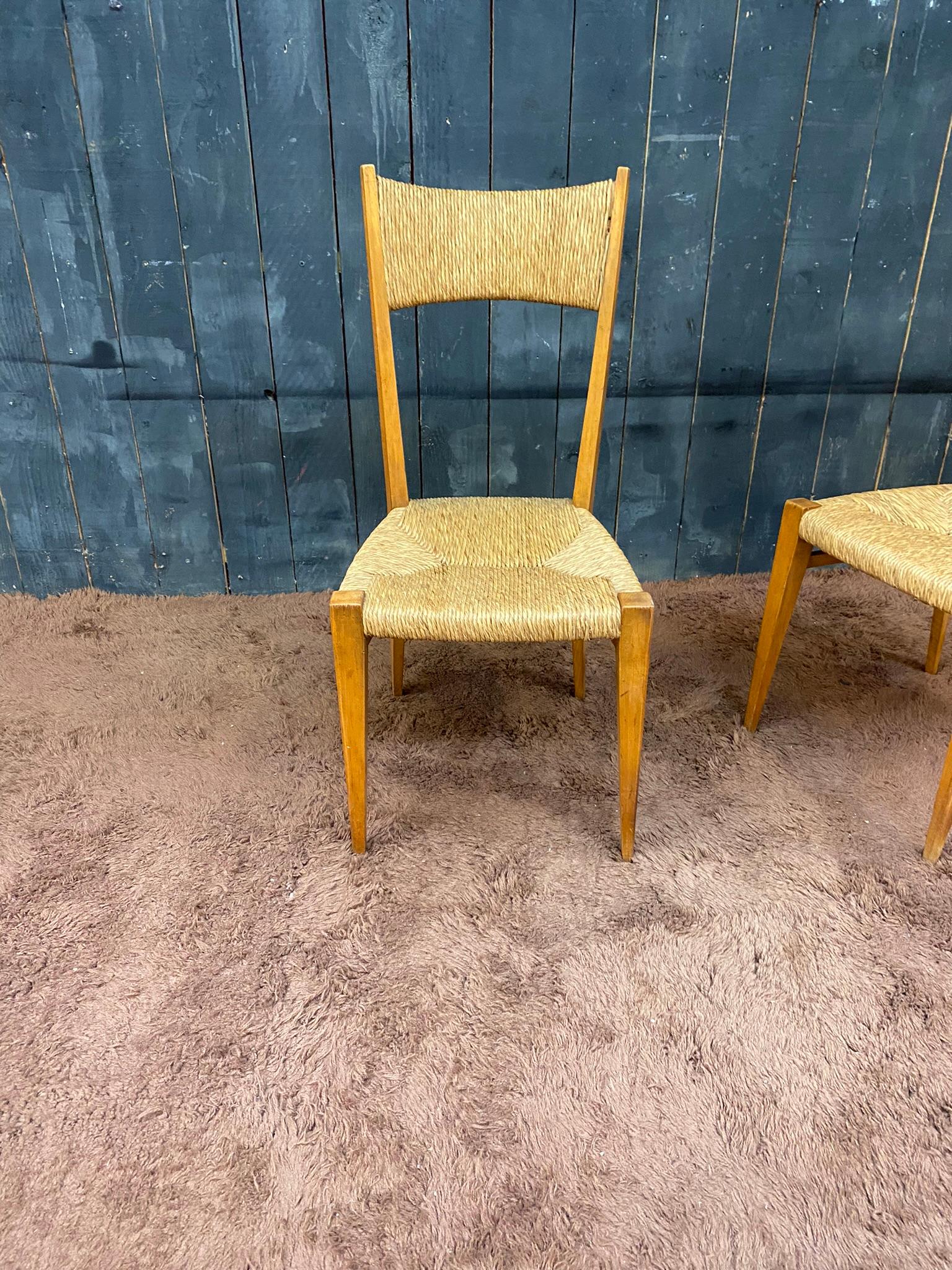 série de 6 élégantes chaises en chêne, période de reconstruction française vers 1950 en vente 6