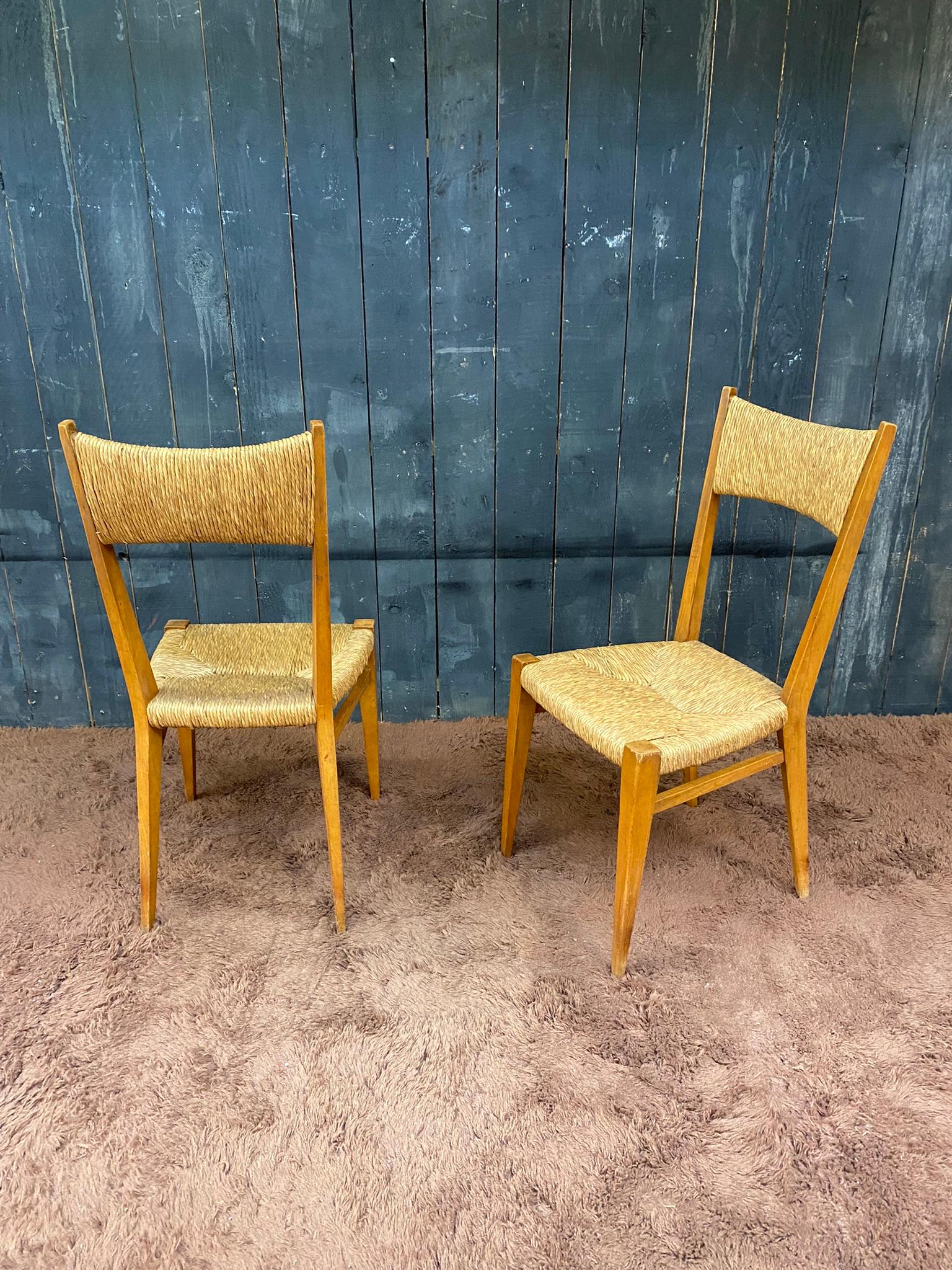 série de 6 élégantes chaises en chêne, période de reconstruction française vers 1950 en vente 8