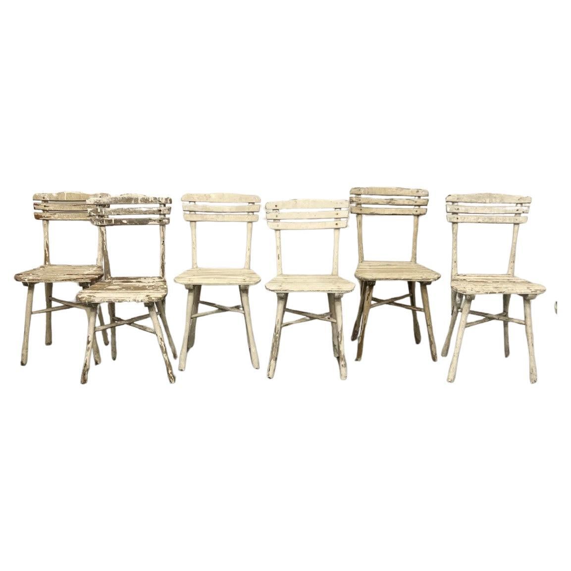 series of 6 garden or veranda chairs in painted wood circa 1900/1930 Thonet  For Sale