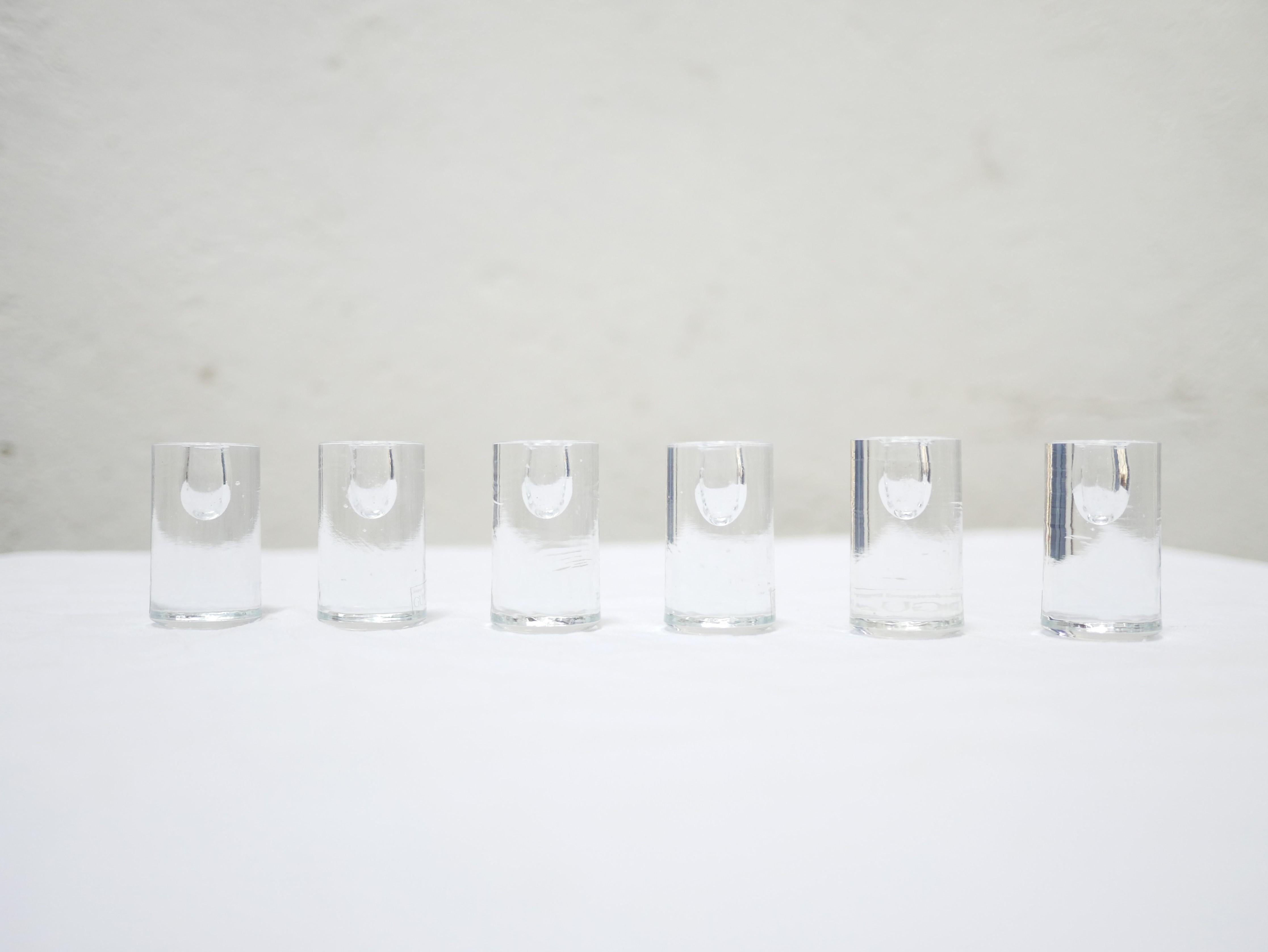 Serie von 6 Vintage-Kerzenständern aus geblasenem Glas, herausgegeben von Guaxs im Angebot 1