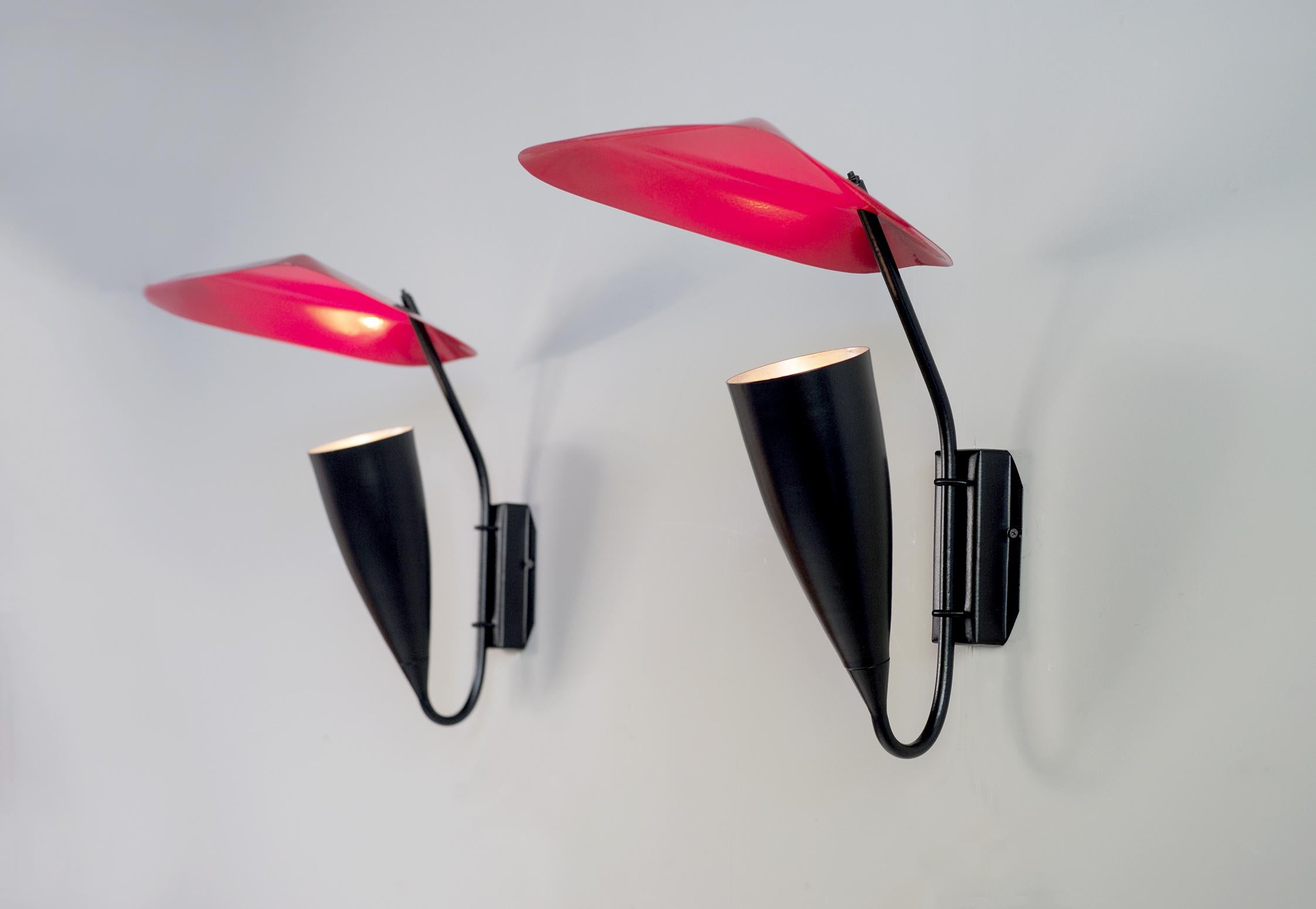Série de 7 grandes lampes murales avec déflecteur, France, 1950 en vente 1