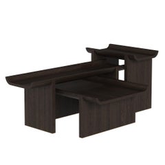 Série de tables de style brutaliste de différentes tailles en chêne massif