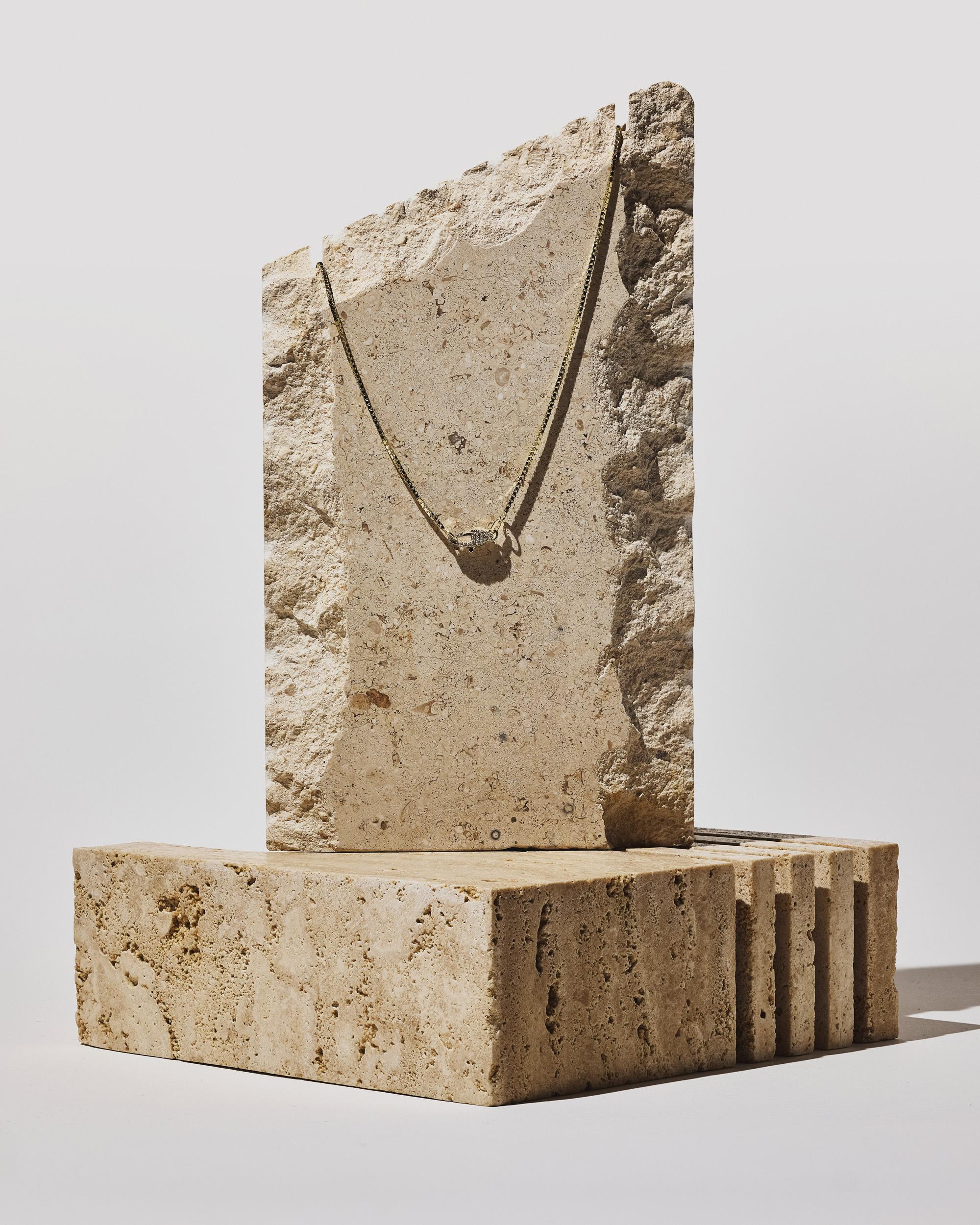**This style is discounted because the chain length is retired as an option - last piece in stock. 

A solid 14k gold box chain featuring a custom hand-pavé double-sided diamond clasp. We love this style for its versatility and timeless look. Can be