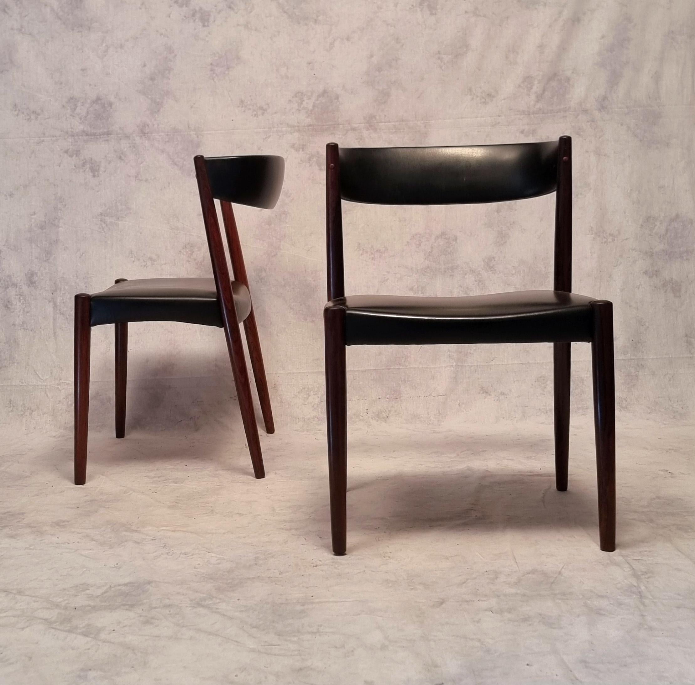 Mid-20th Century Series Of Four Scandinavian Chairs - Vejle Mobelfabrik - Rosewood - Ca 1960 For Sale