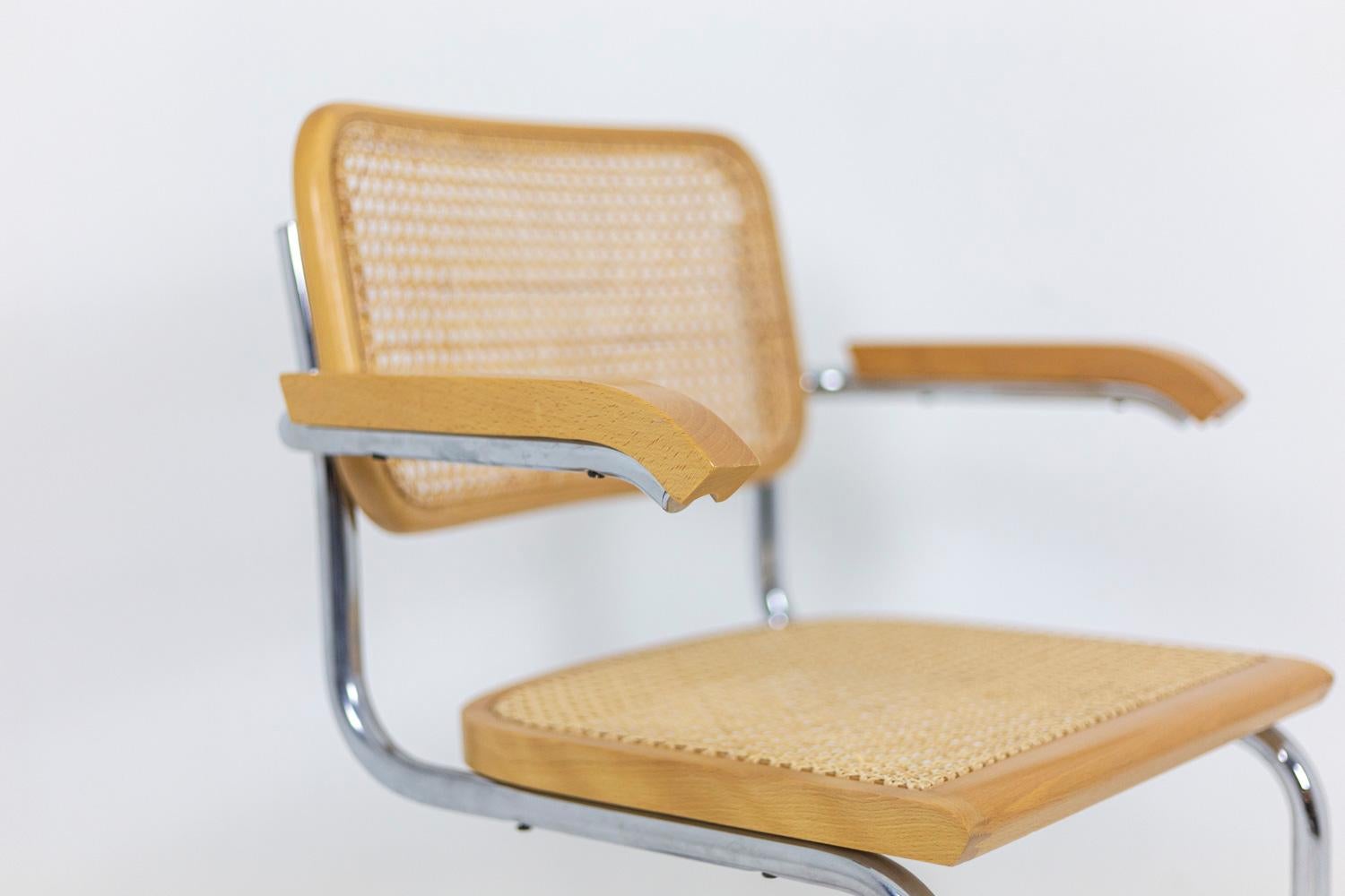 Bois Série de six fauteuils Cesca en hêtre blond, années 1970