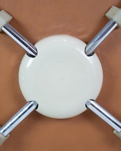 Serie Sieben Stuhl Modell 3207 in Cognac Leder von Arne Jacobsen aus den 2000er Jahren gemacht