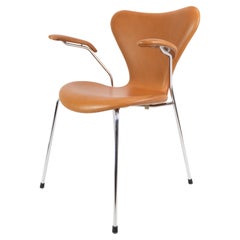 Serie Sieben-Stuhl Modell 3207 aus cognacfarbenem Leder von Arne Jacobsen 