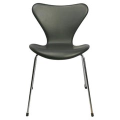 Series Seven Chairs, Model 3107, Soft leather, Black, Arne Jacobsen