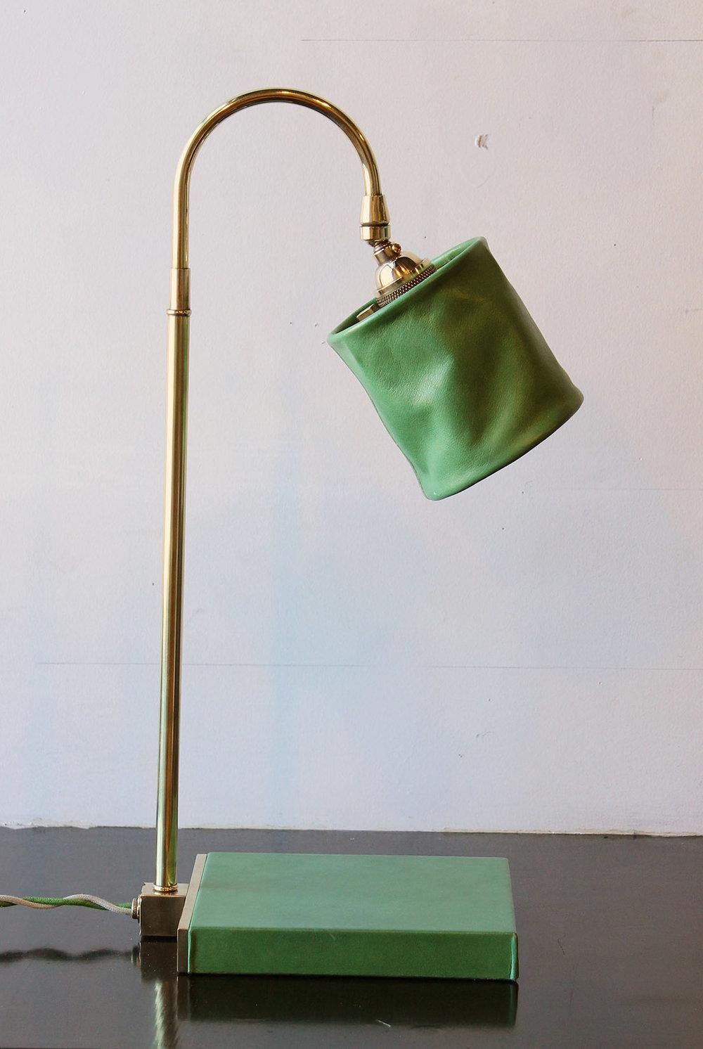 Series01 Desk Lamp, Hand-Dyed Ash 'Gray' Leather, Polished Unlacquered Brass For Sale 6