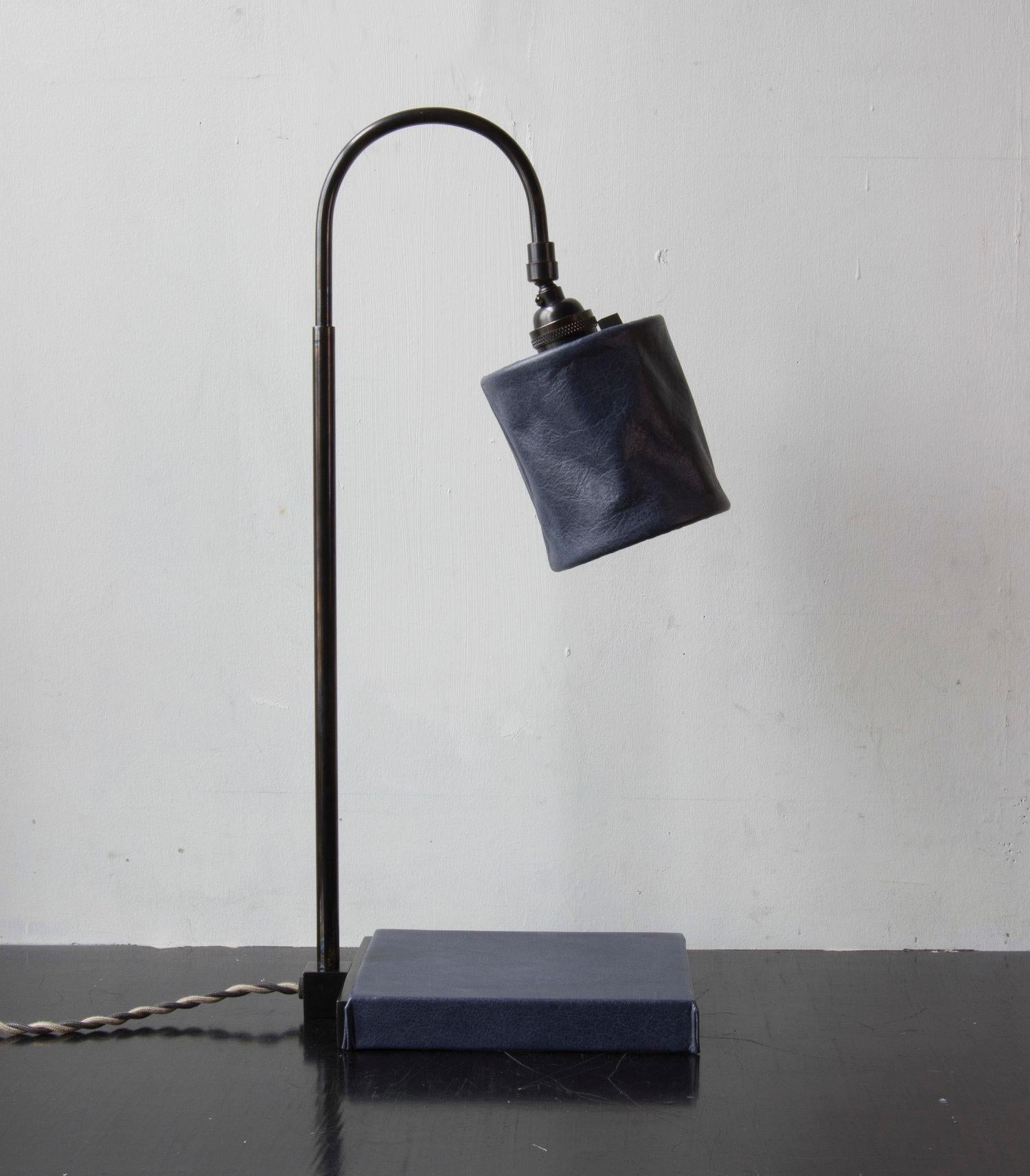 Series01 Desk Lamp, Hand-Dyed Ash 'Gray' Leather, Polished Unlacquered Brass For Sale 7