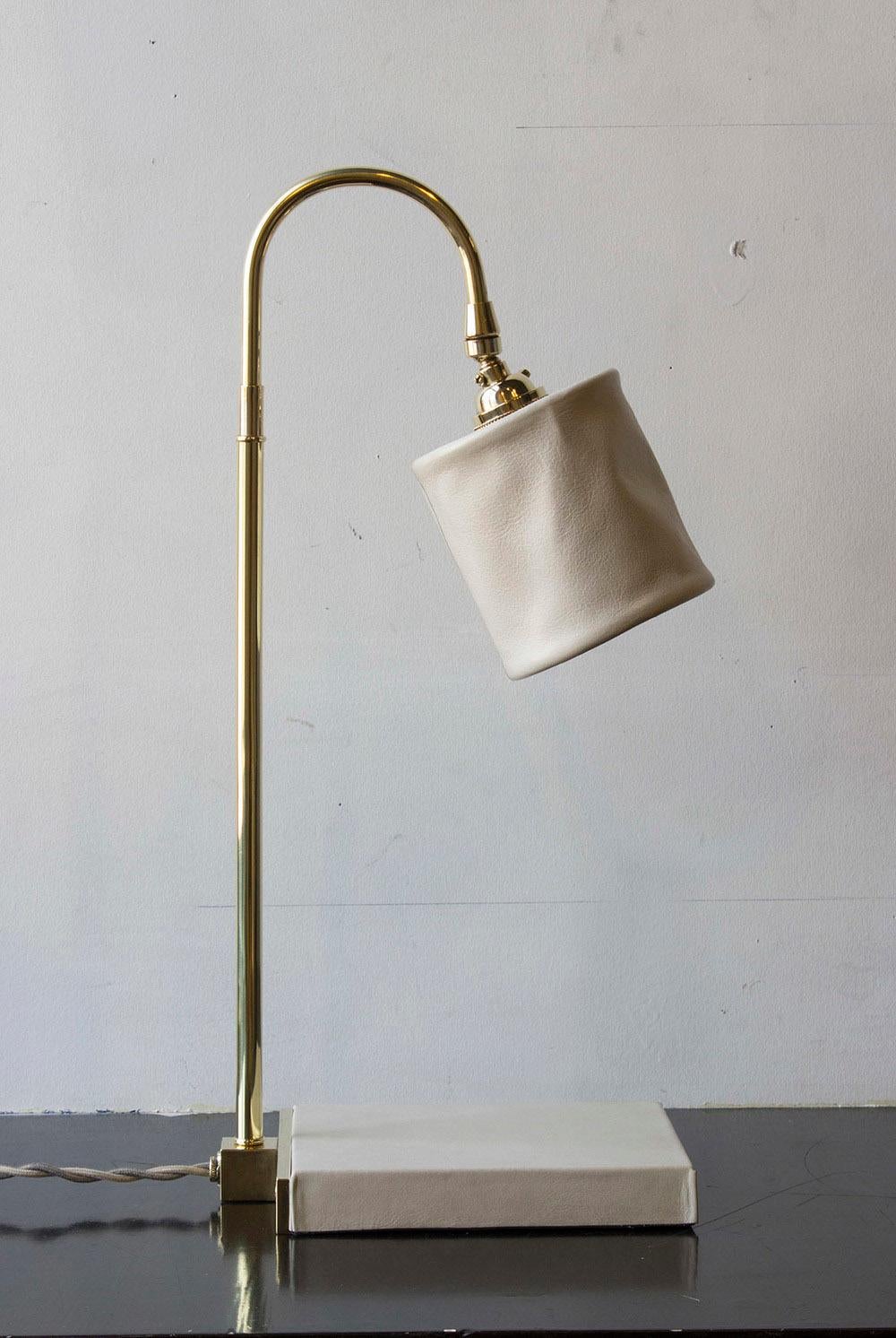 Series01 Desk Lamp, Hand-Dyed Blush 'Pink' Leather, Polished Nickel-Plated Brass For Sale 6