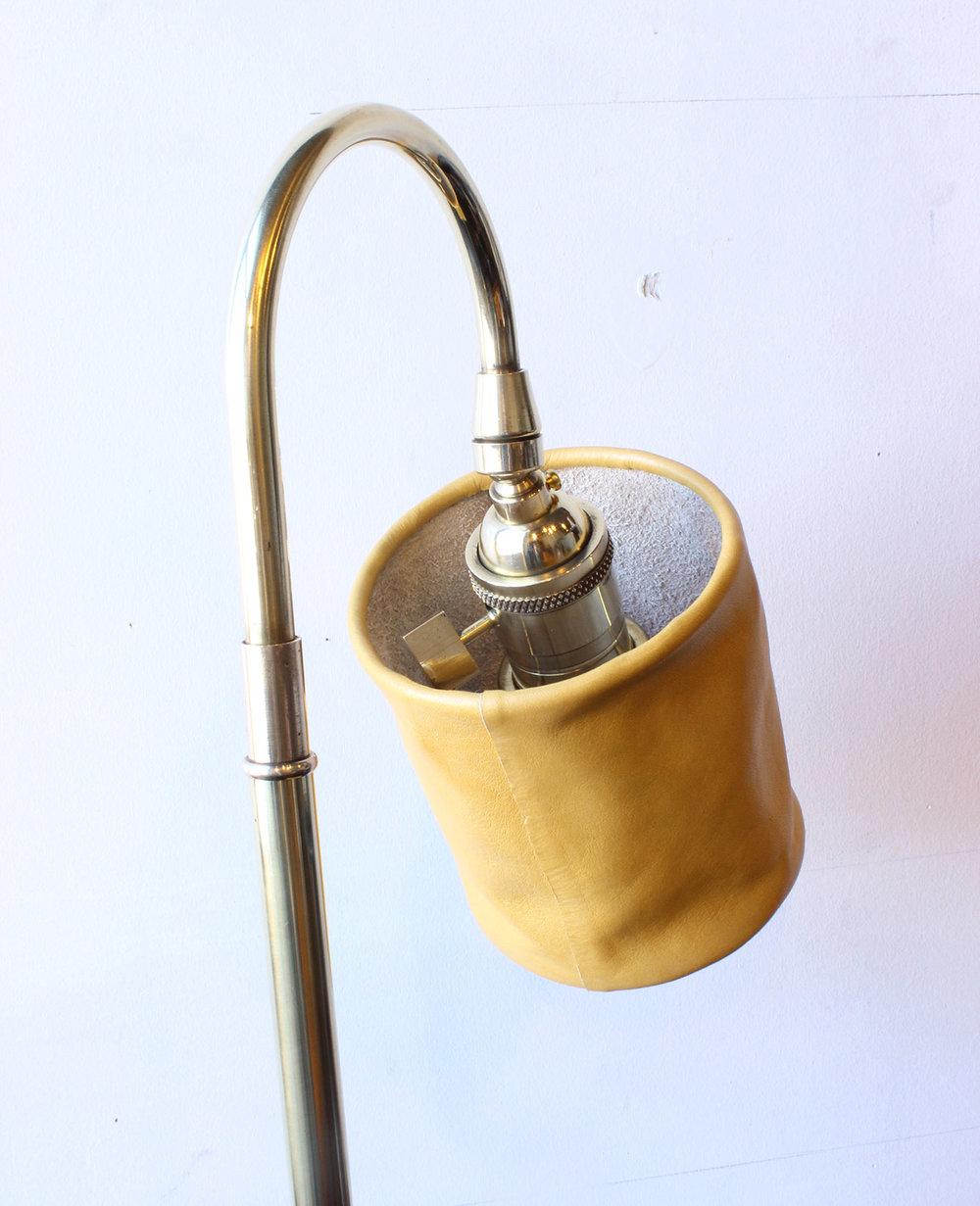 American Series 01 Desk Lamp Hand-Dyed Mustard Yellow Leather Polished Un-Lacquered Brass For Sale