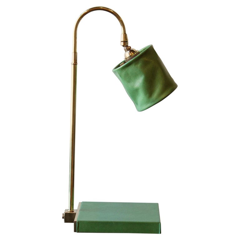 Series01 Desk Lamp, Hand-Dyed Tennis Green Leather, Polished Unlacquered Brass For Sale