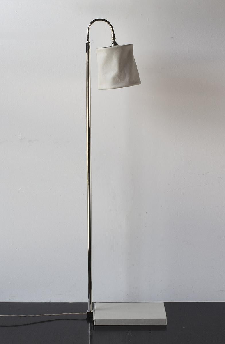 SERIES01 Floor Lamp, Hand-Dyed Ash 'Gray' Leather, Polished Unlacquered Brass For Sale 5