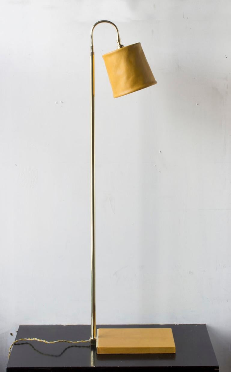 SERIES01 Floor Lamp, Hand-Dyed Ash 'Gray' Leather, Polished Unlacquered Brass For Sale 1
